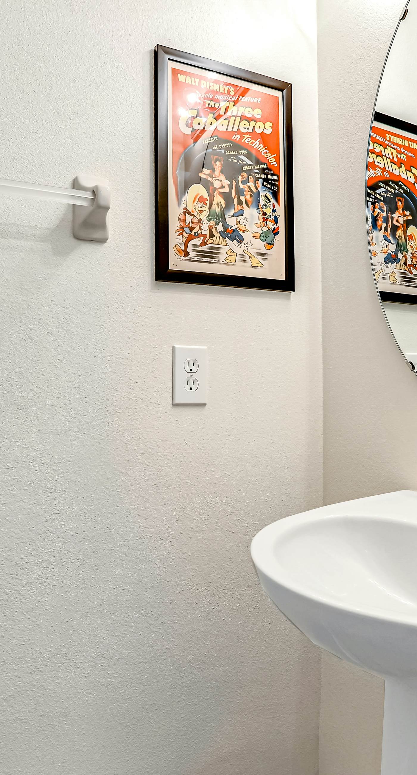 EMI106-2752-7-P-Sunny and Serene - Emerald Island Resort