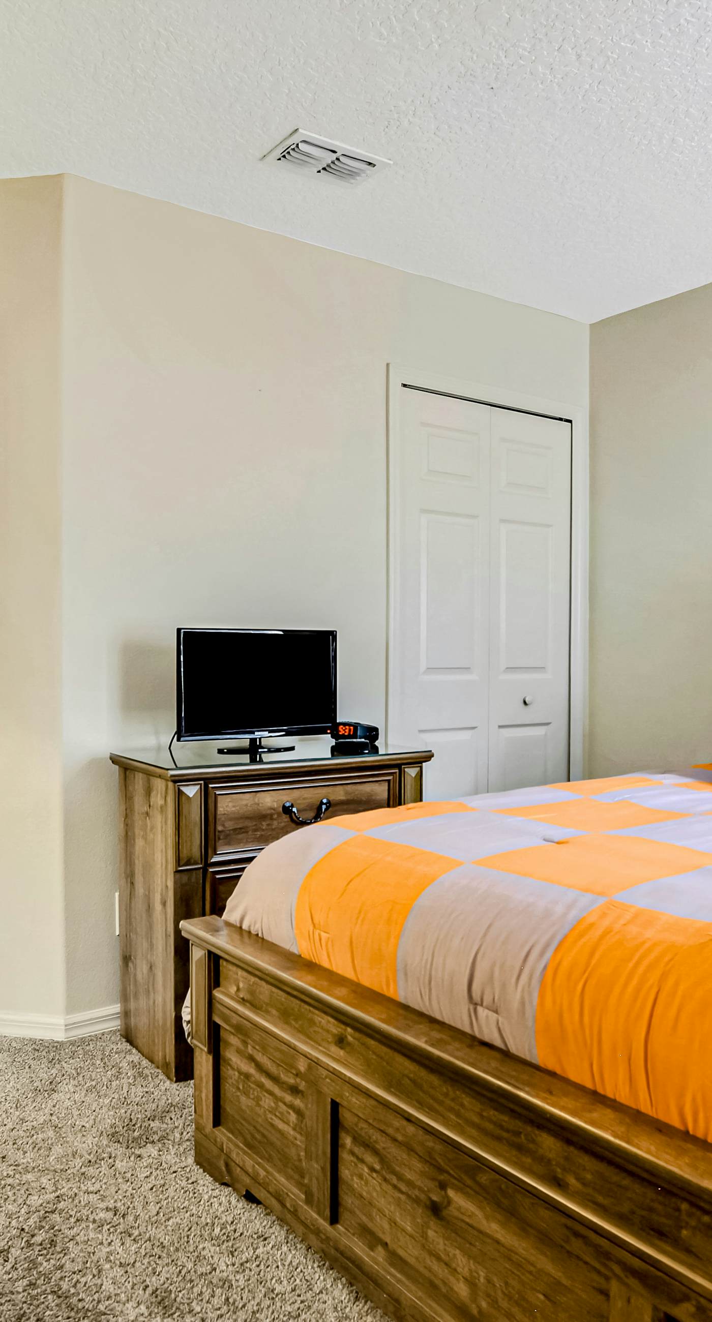 EMI106-2752-7-P-Sunny and Serene - Emerald Island Resort