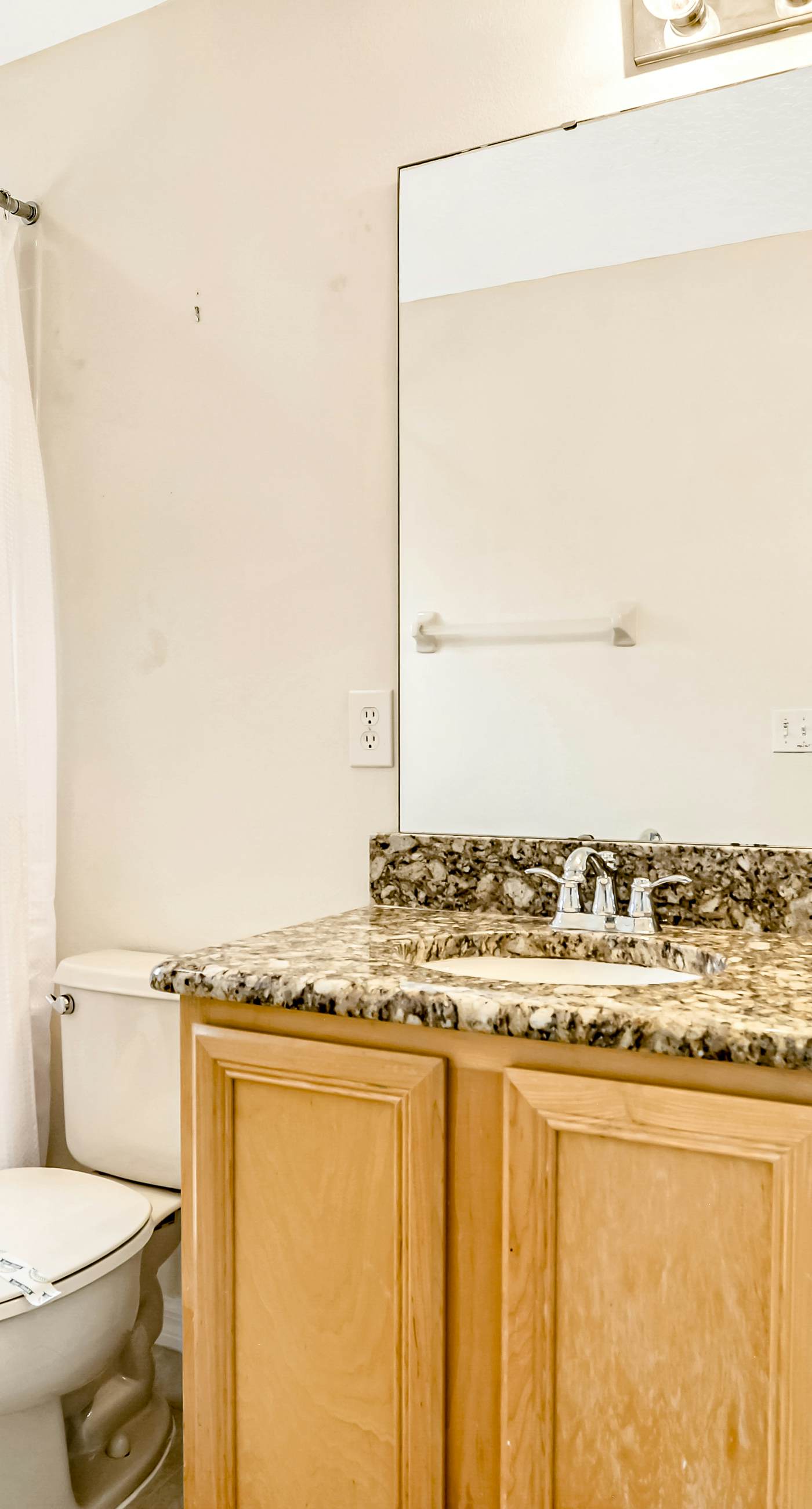 EMI106-2752-7-P-Sunny and Serene - Emerald Island Resort