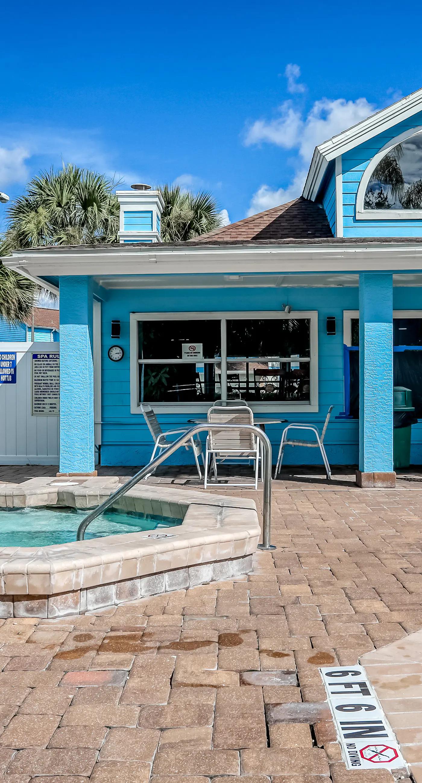 VS101-2723-156-3 - Blue Crush