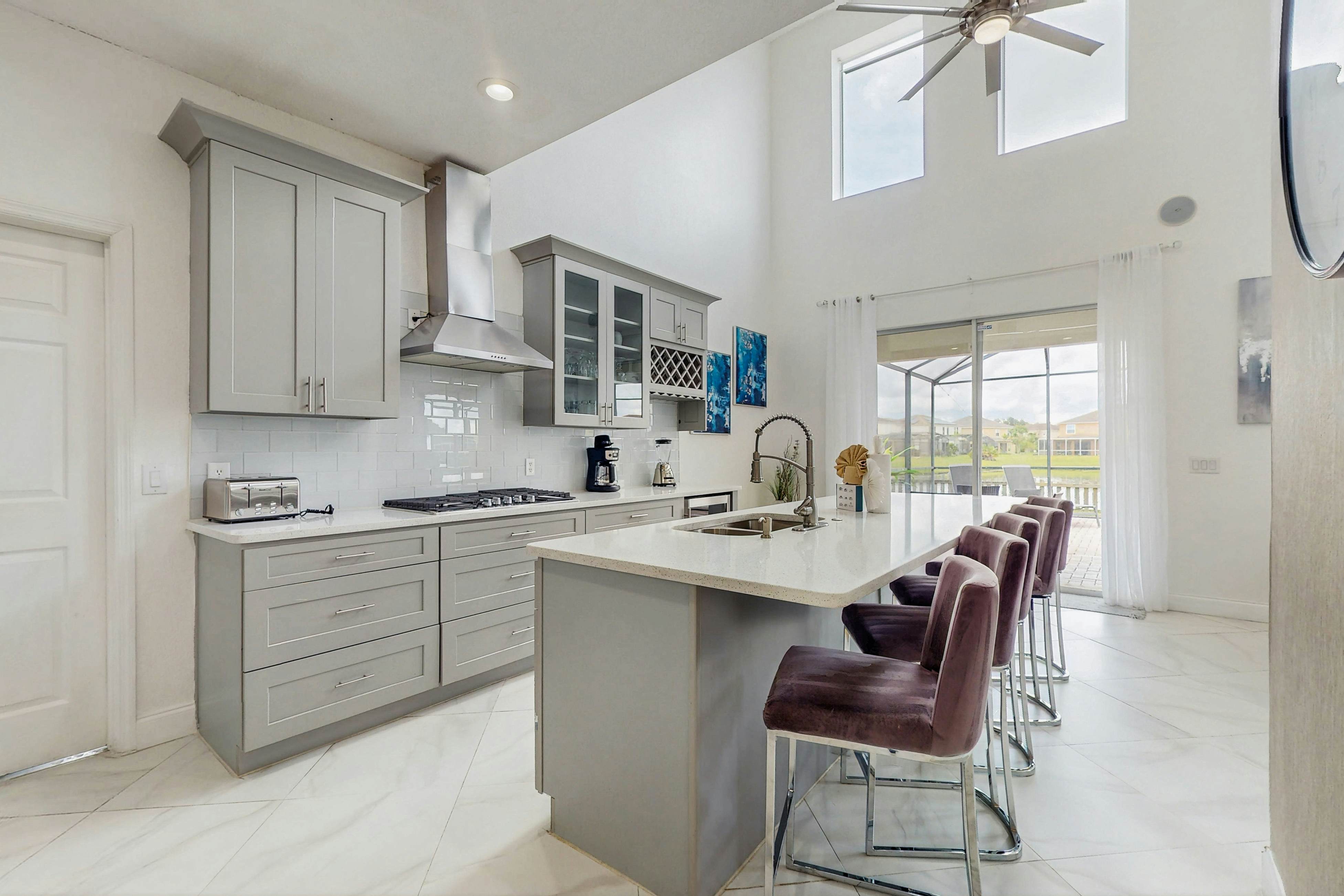 AST103-2531-5-GP - The Play and Stay House