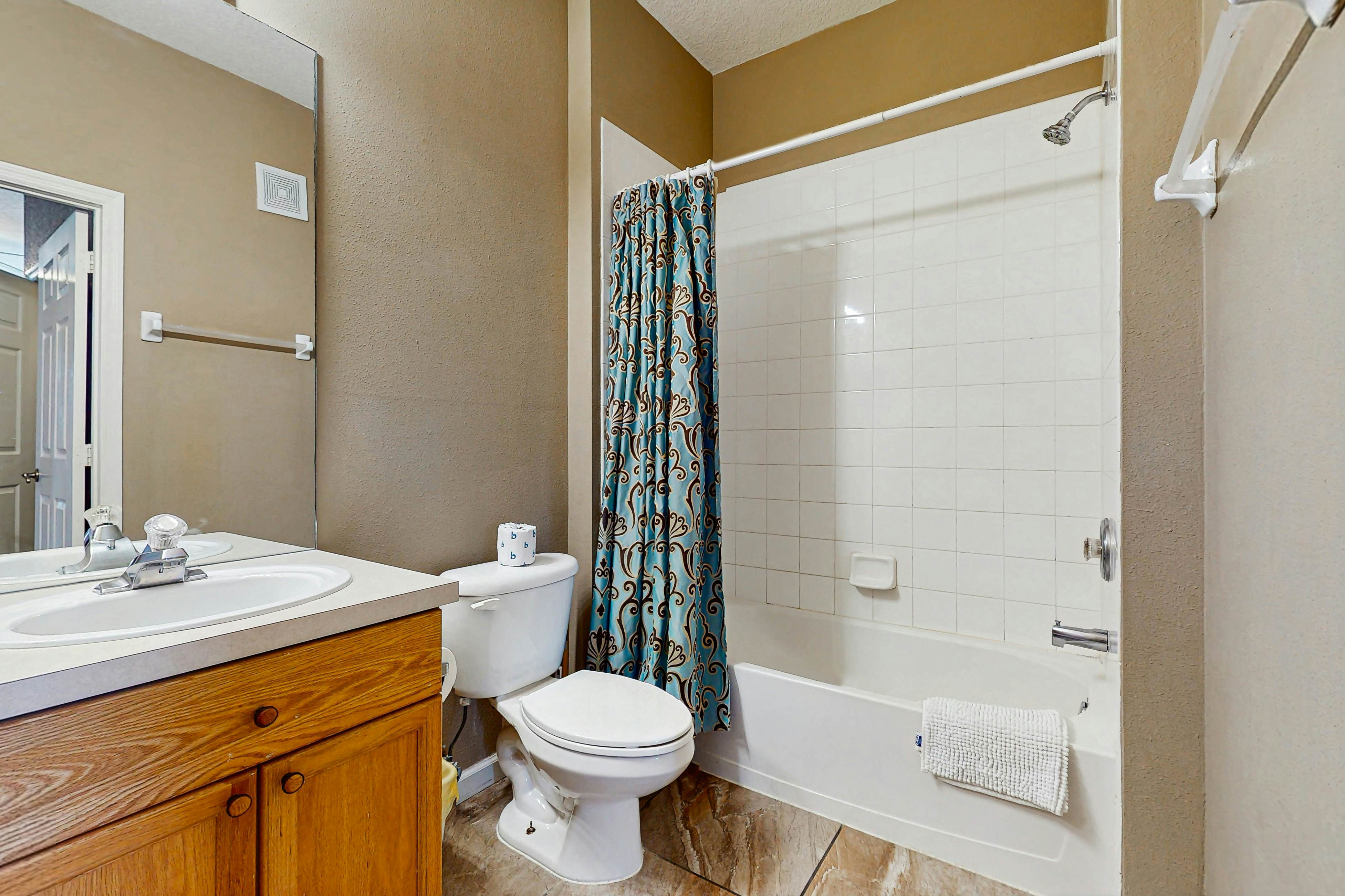 WP101-2308-205-3 - Silver Dream Retreat