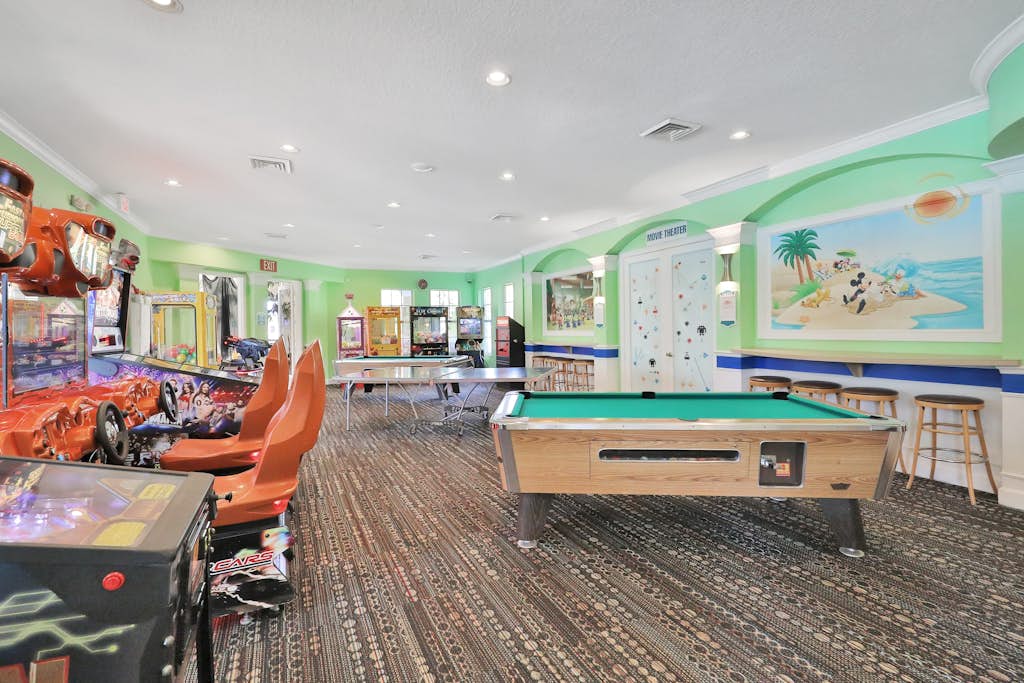 Spacious condo with shared pool, tennis court, game room, & more