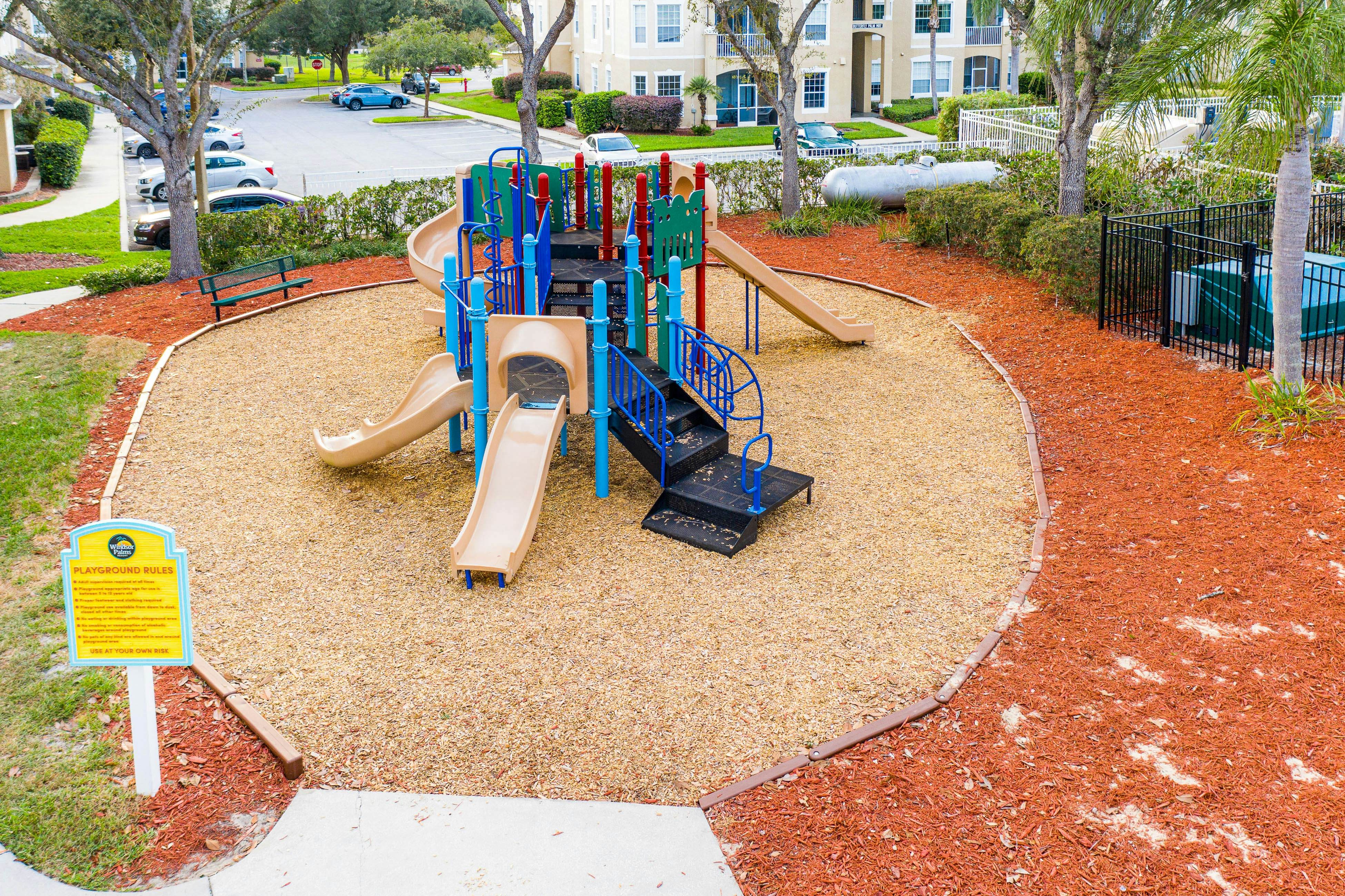 WP101-2308-205-3 - Silver Dream Retreat