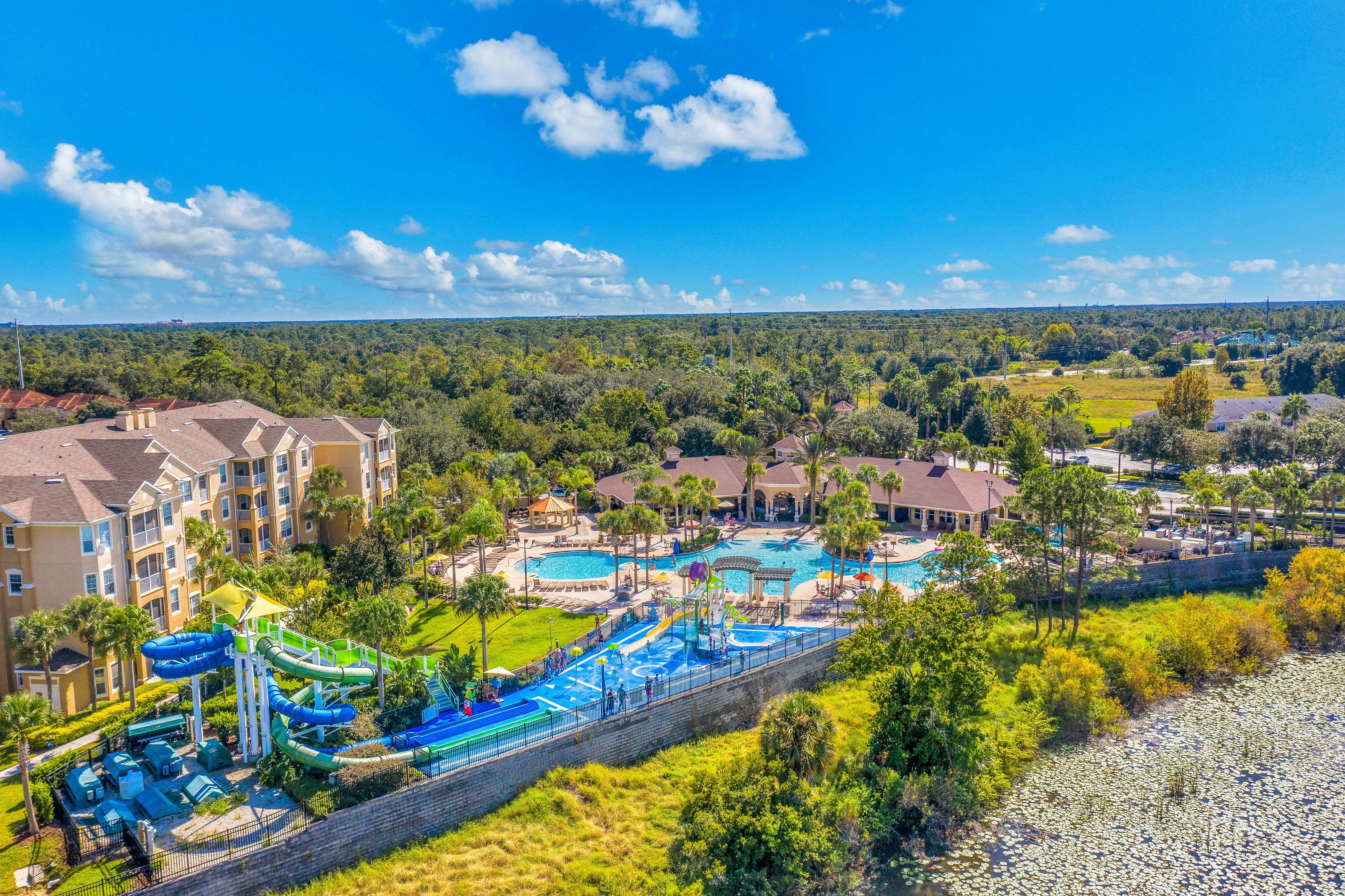 WP101-2308-205-3 - Silver Dream Retreat