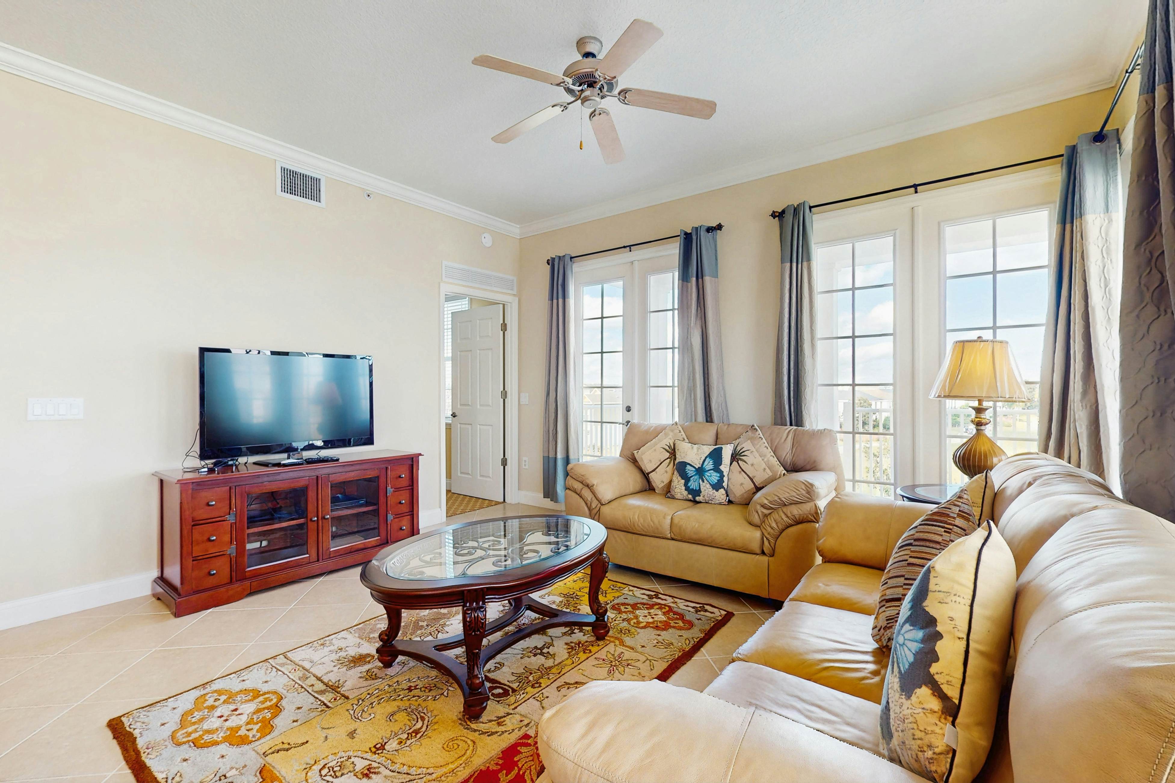 REU113-7474-303-2-7474 Excitement Dr