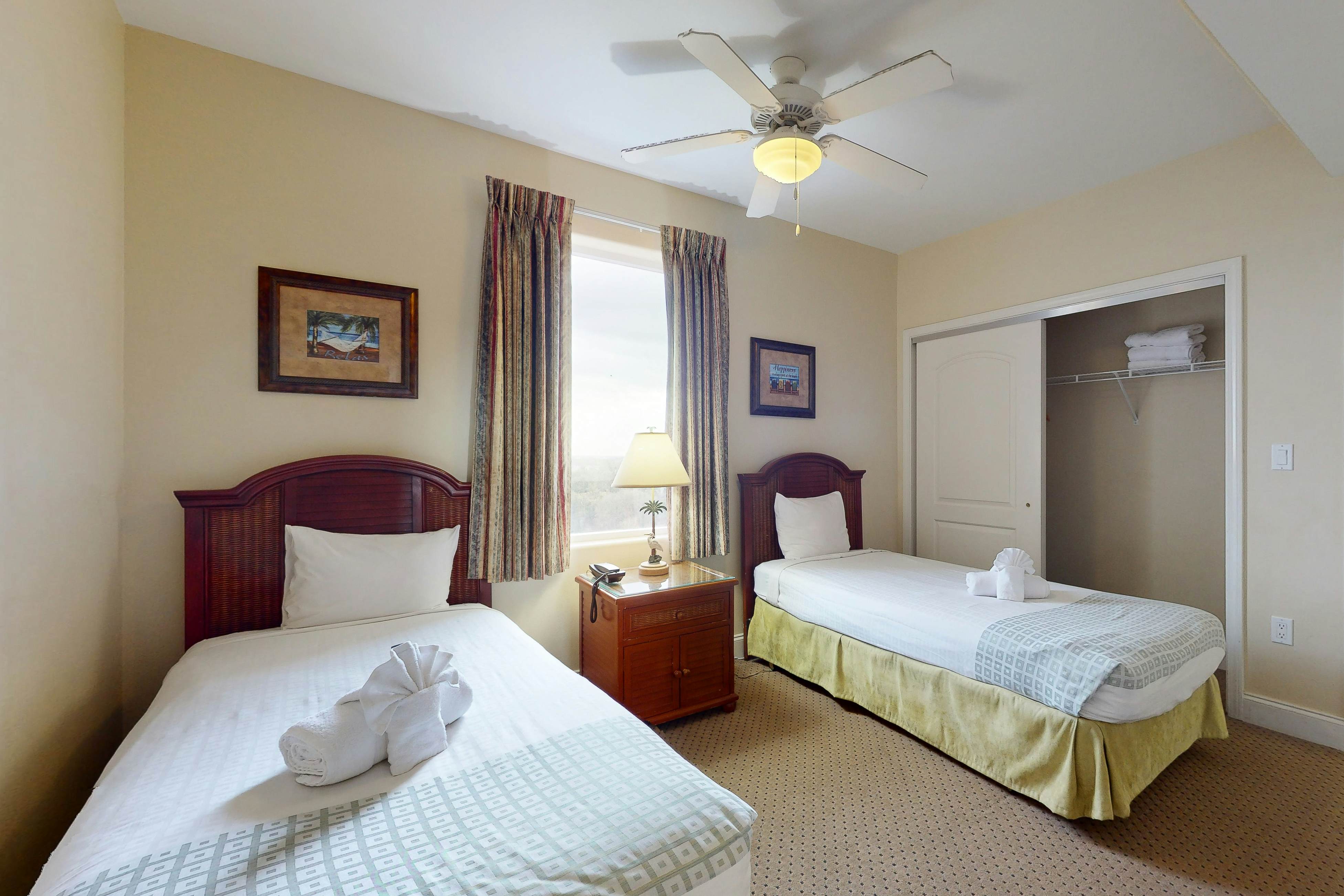 BLU122-13427-2-0607-2 - Blue Heron Beach Resort 2-0607