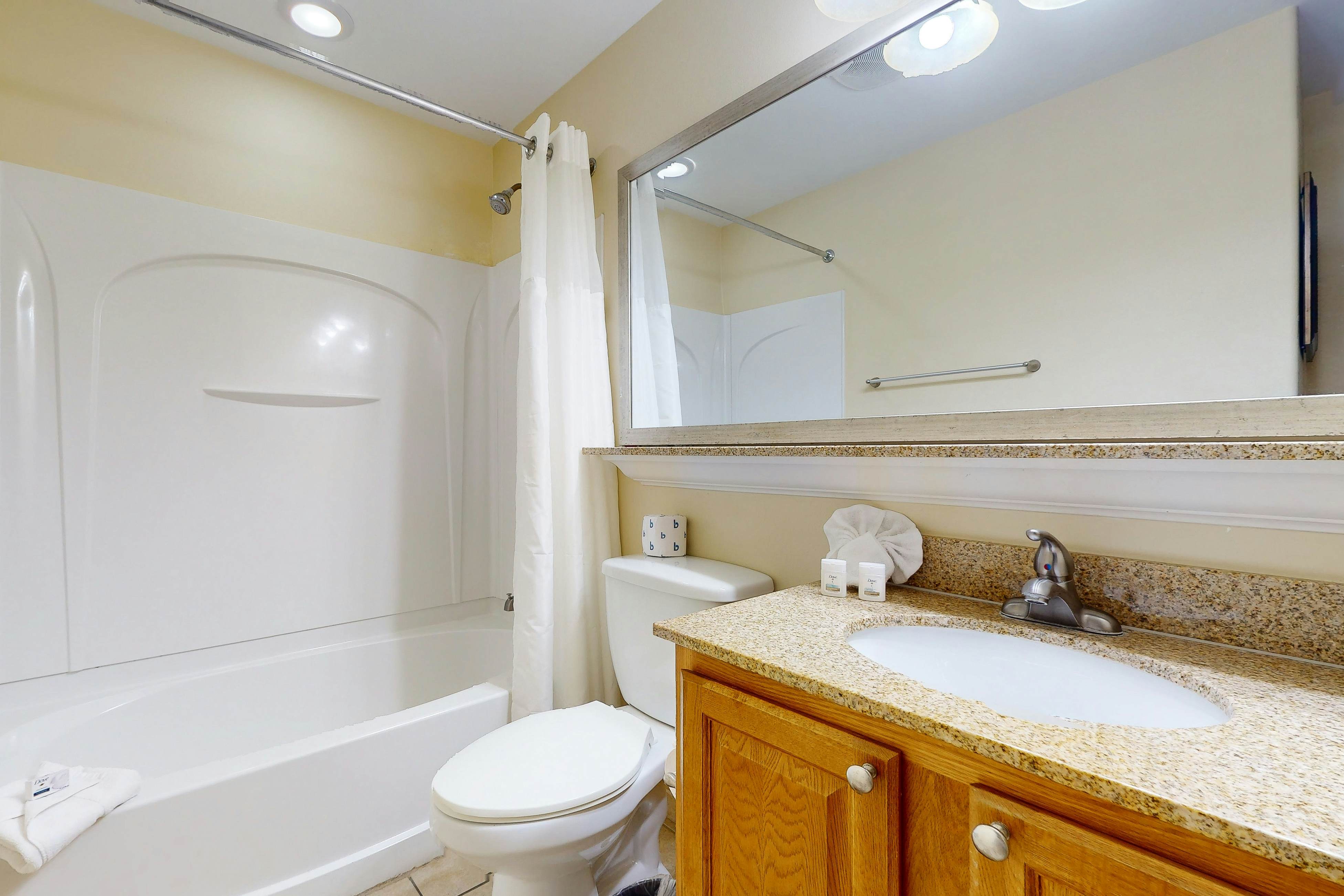 BLU122-13427-2-0607-2 - Blue Heron Beach Resort 2-0607