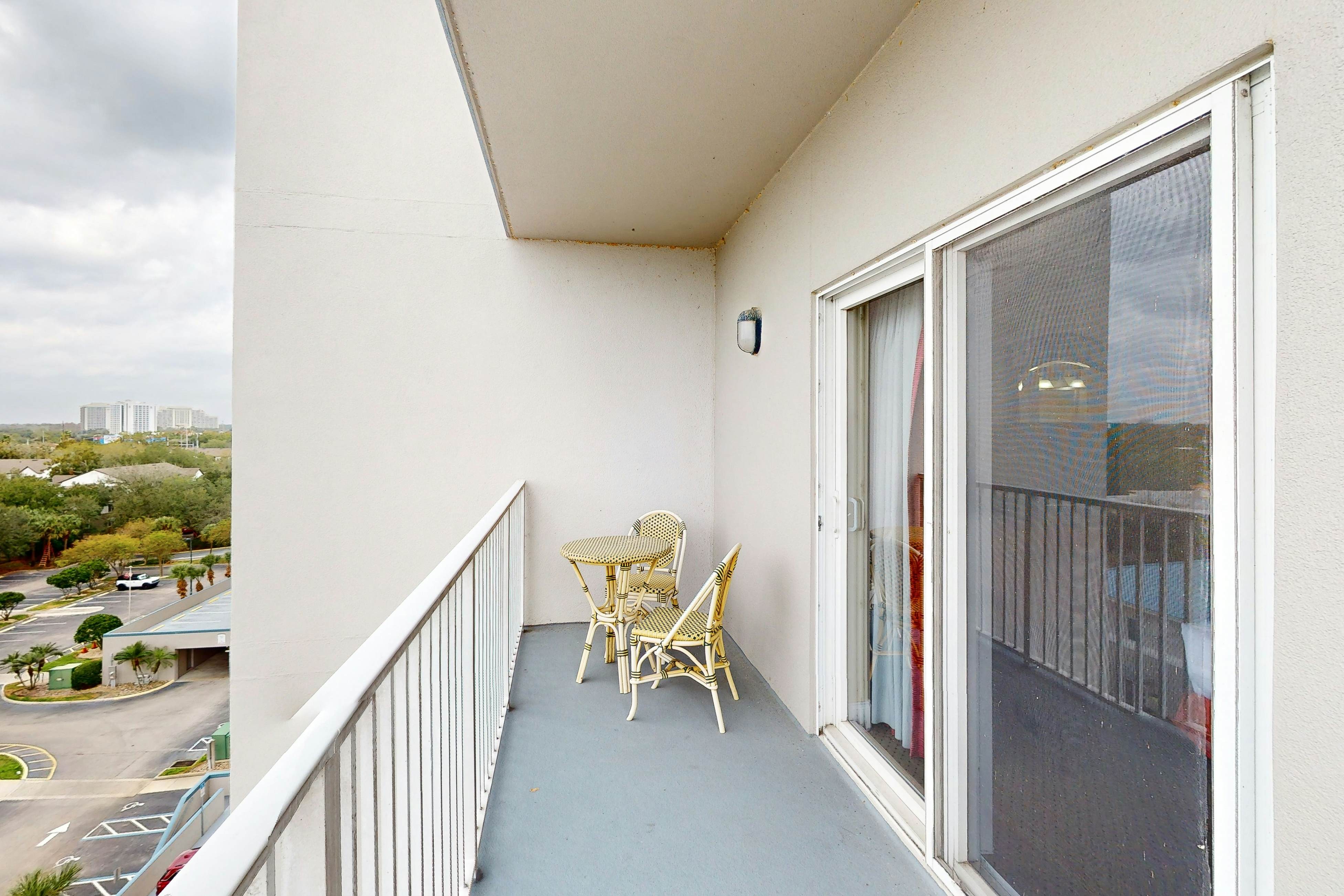 BLU122-13427-2-0607-2 - Blue Heron Beach Resort 2-0607