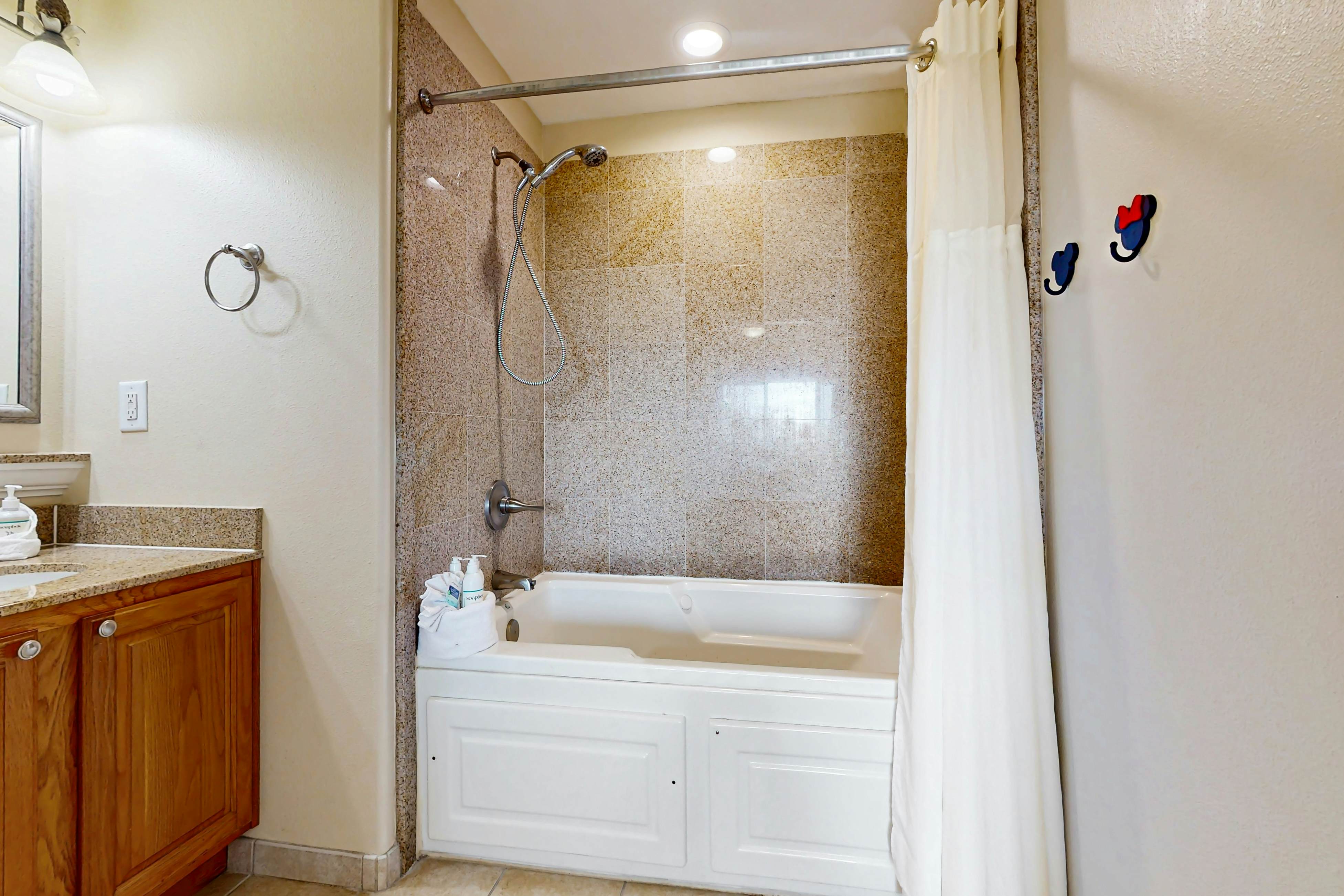 BLU113-13415-1-1001-2 - Blue Heron Beach Resort 1-1001