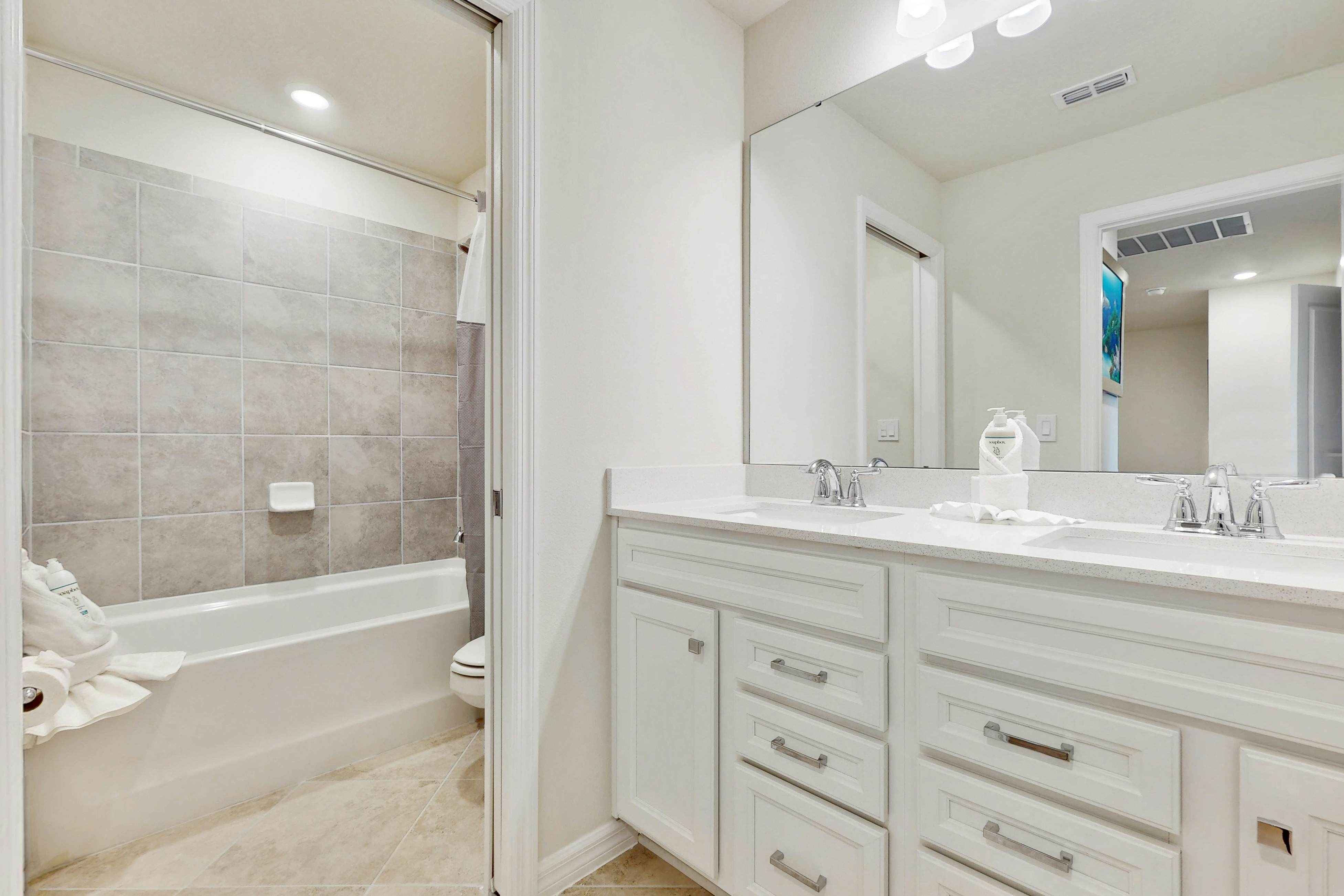 WC102-16124-5-P - Palm Haven