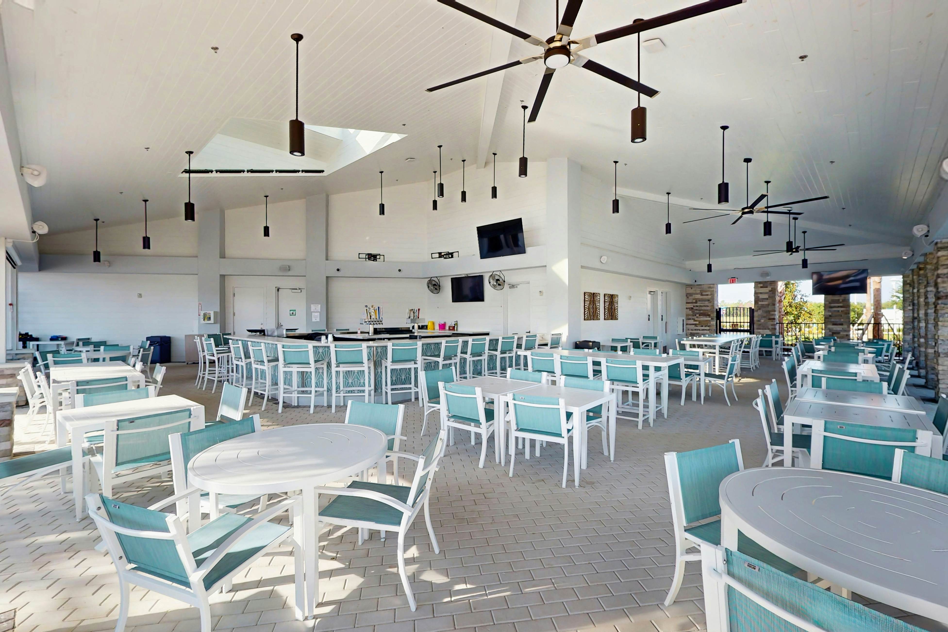 WC102-16124-5-P - Palm Haven