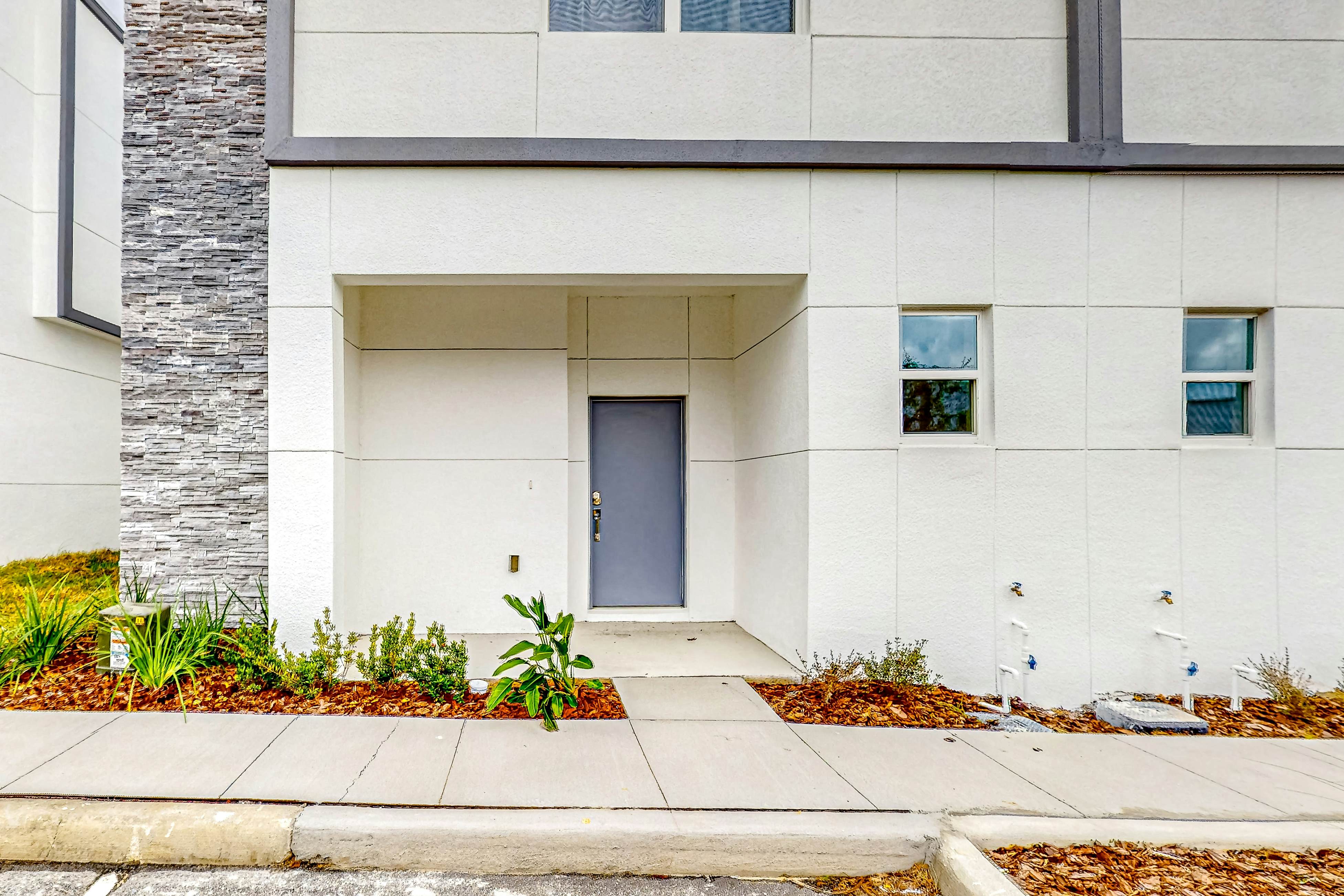 AZU109-264-5-P - Azur Resort 264