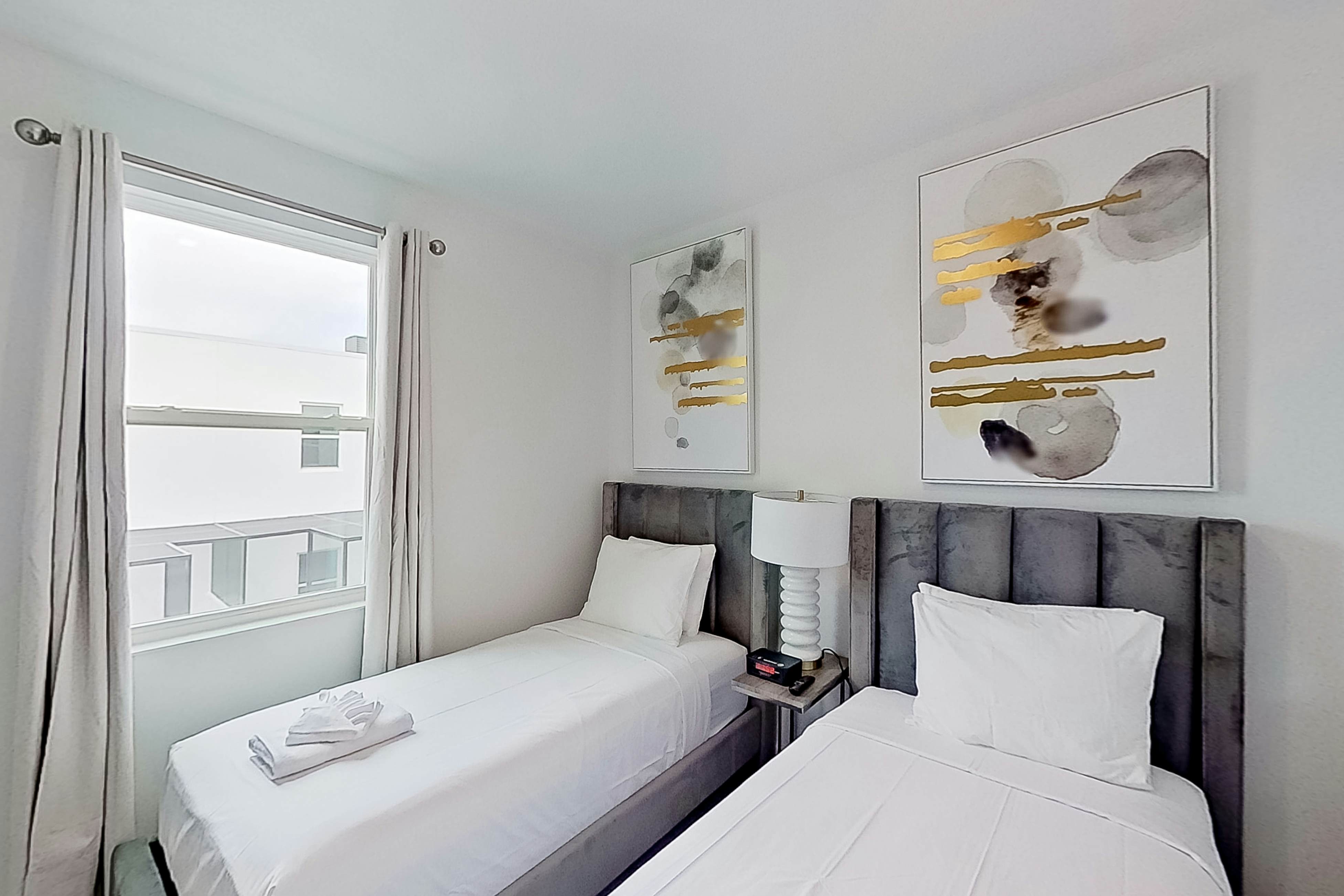 AZU101-293-4-P - Azur Resort 293