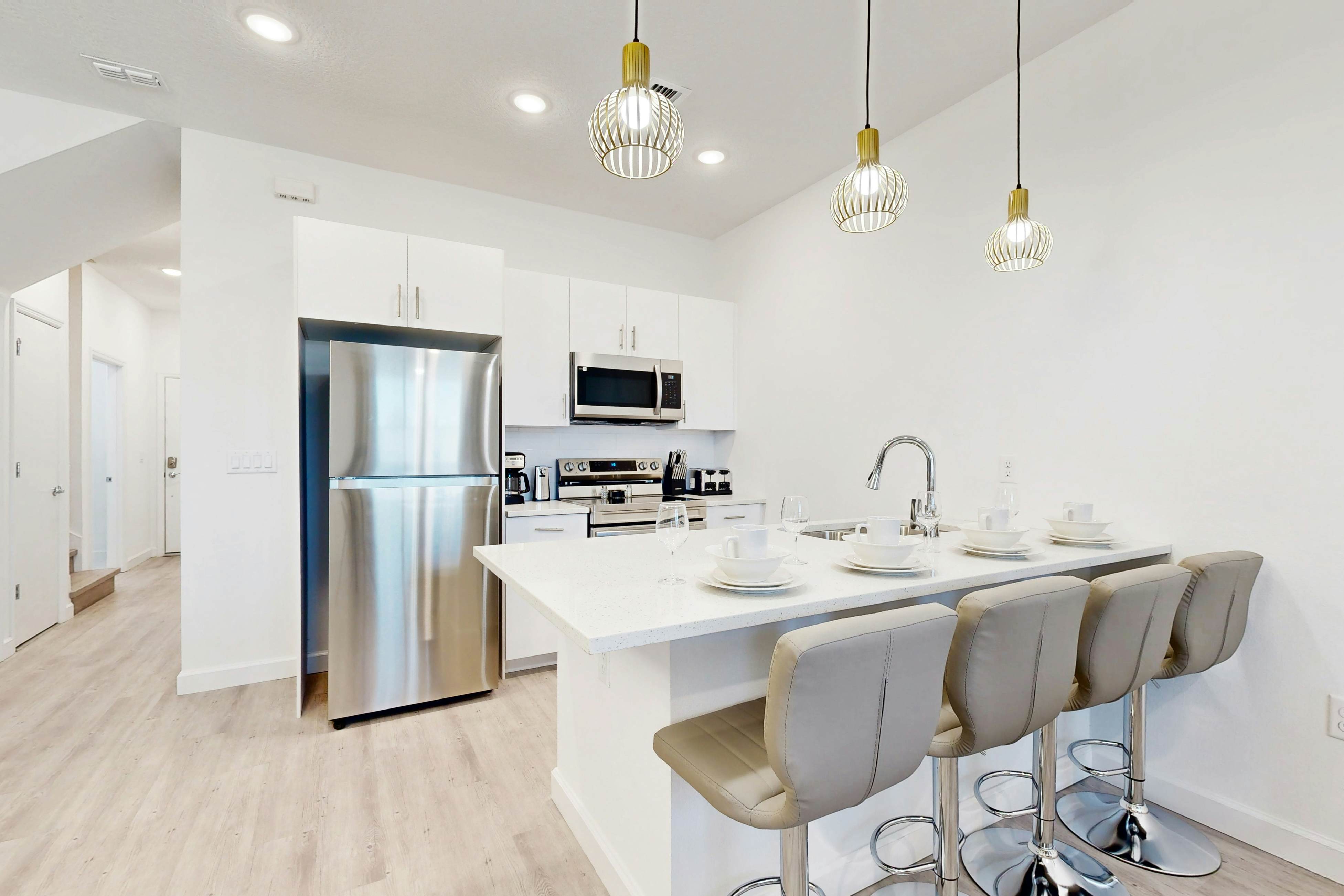 AZU103-232-3-S - Azur Resort  232