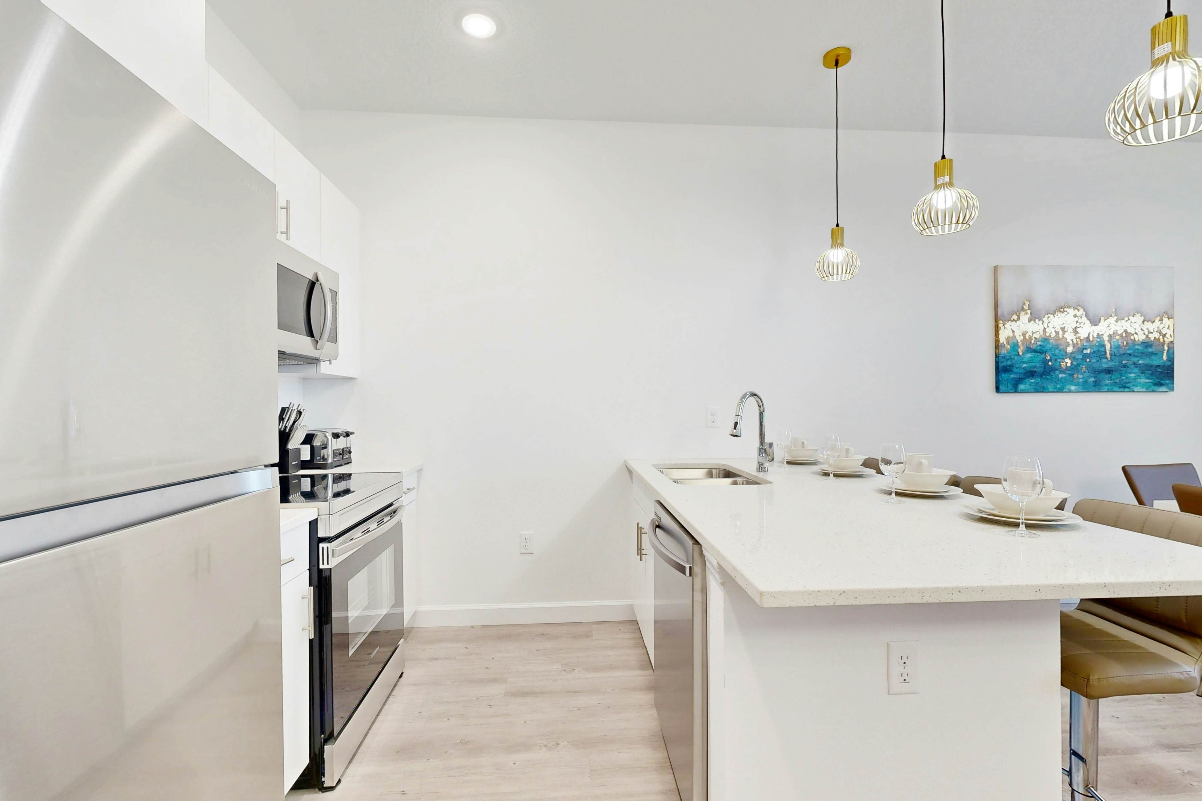 AZU103-232-3-S - Azur Resort  232