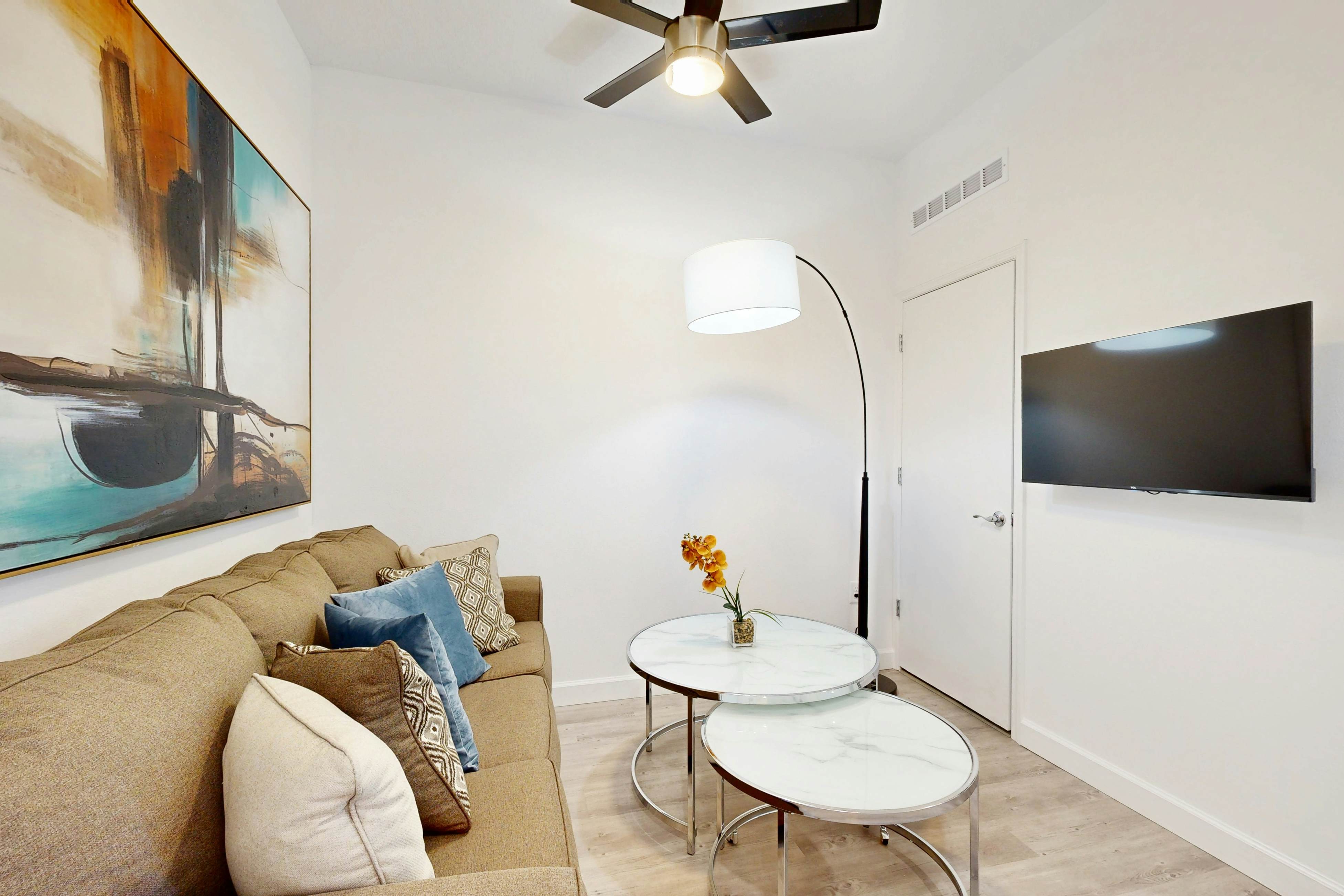 AZU103-232-3-S - Azur Resort  232