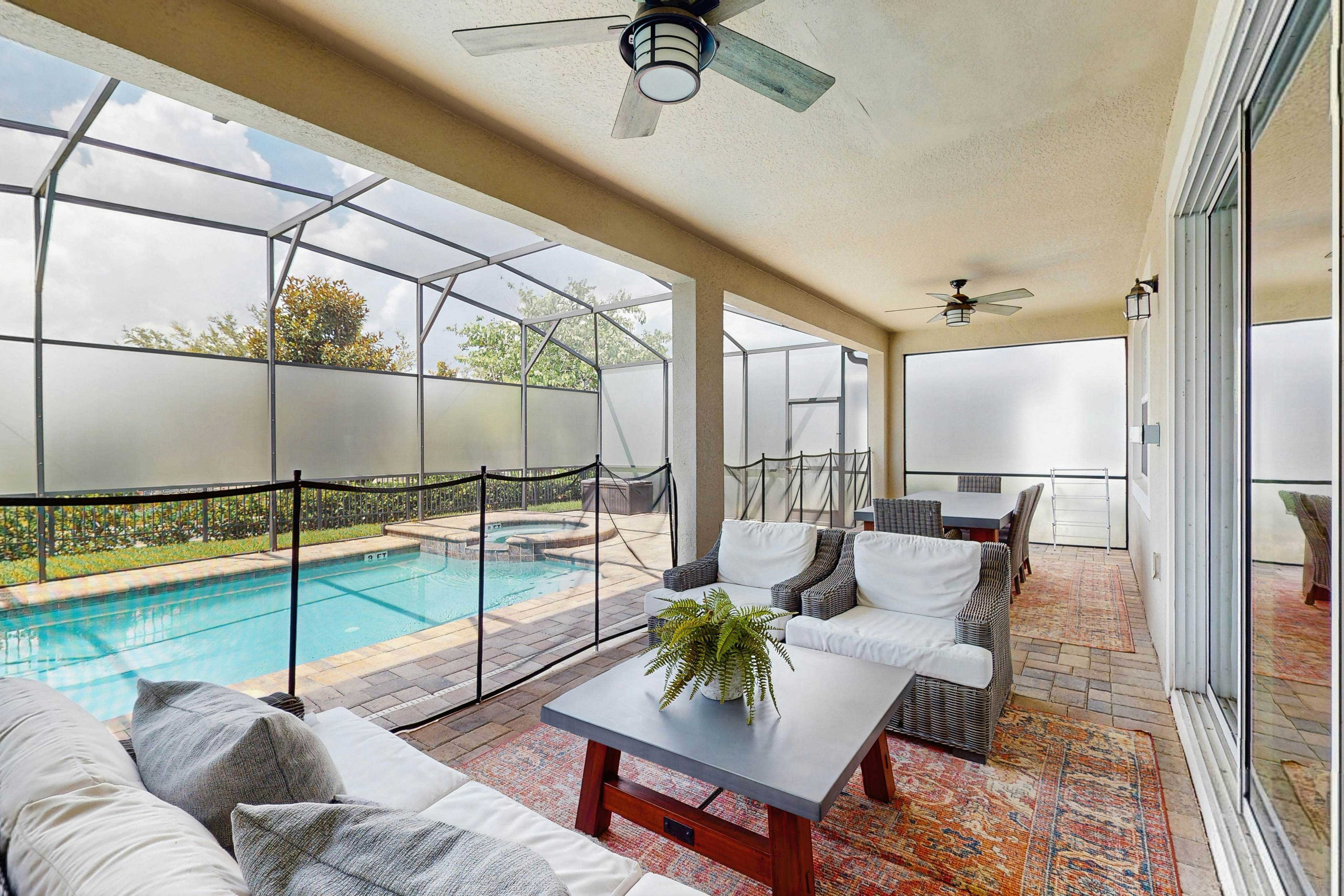 SLA114-9075-5-P - Sunshine State of Mind - Solara Resort