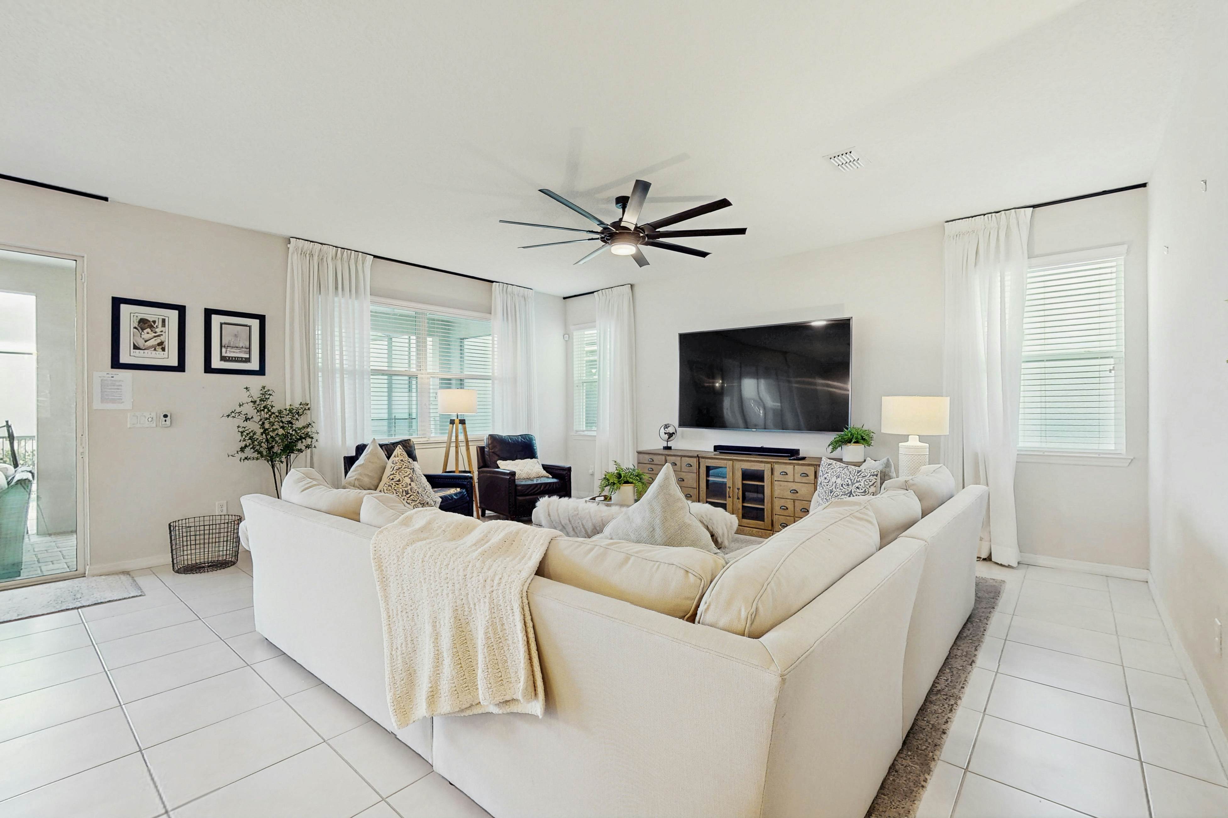 SLA114-9075-5-P - Sunshine State of Mind - Solara Resort