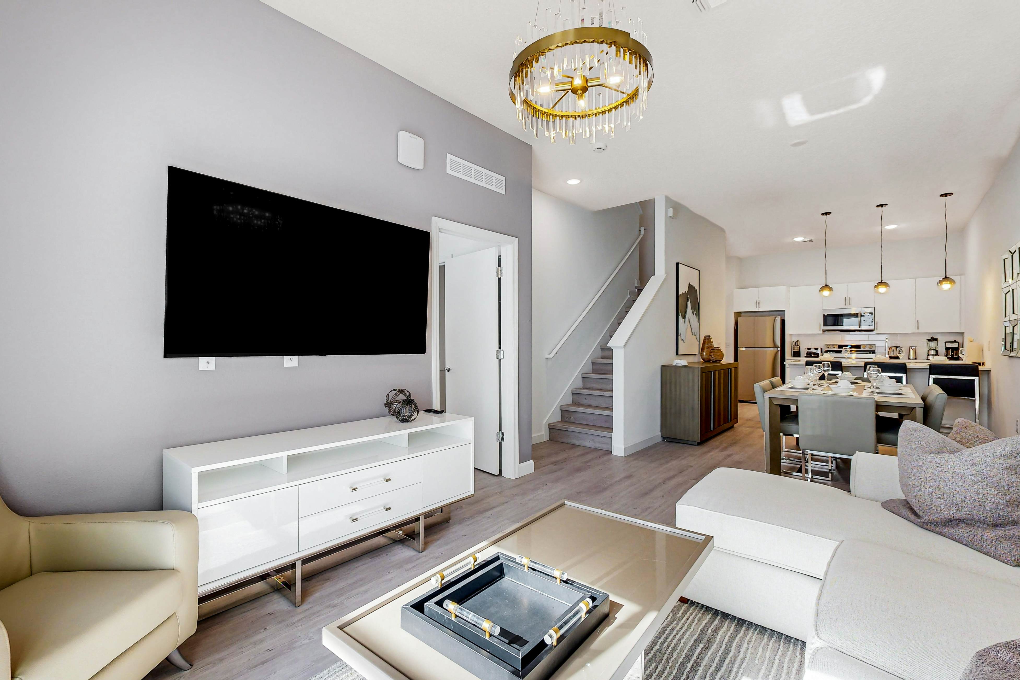 AZU113-609-4-P-Azur Resort 609