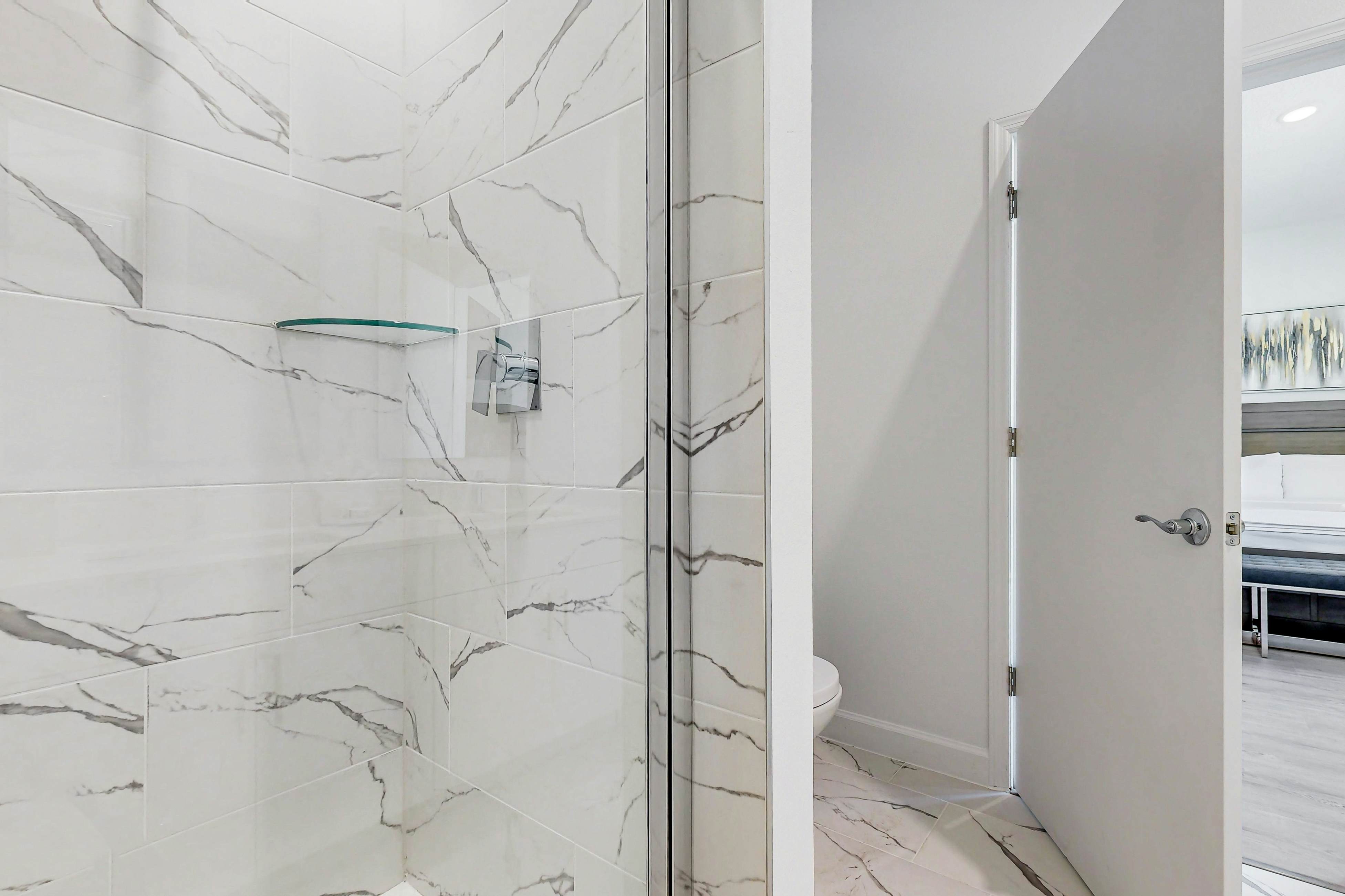 AZU113-609-4-P-Azur Resort 609