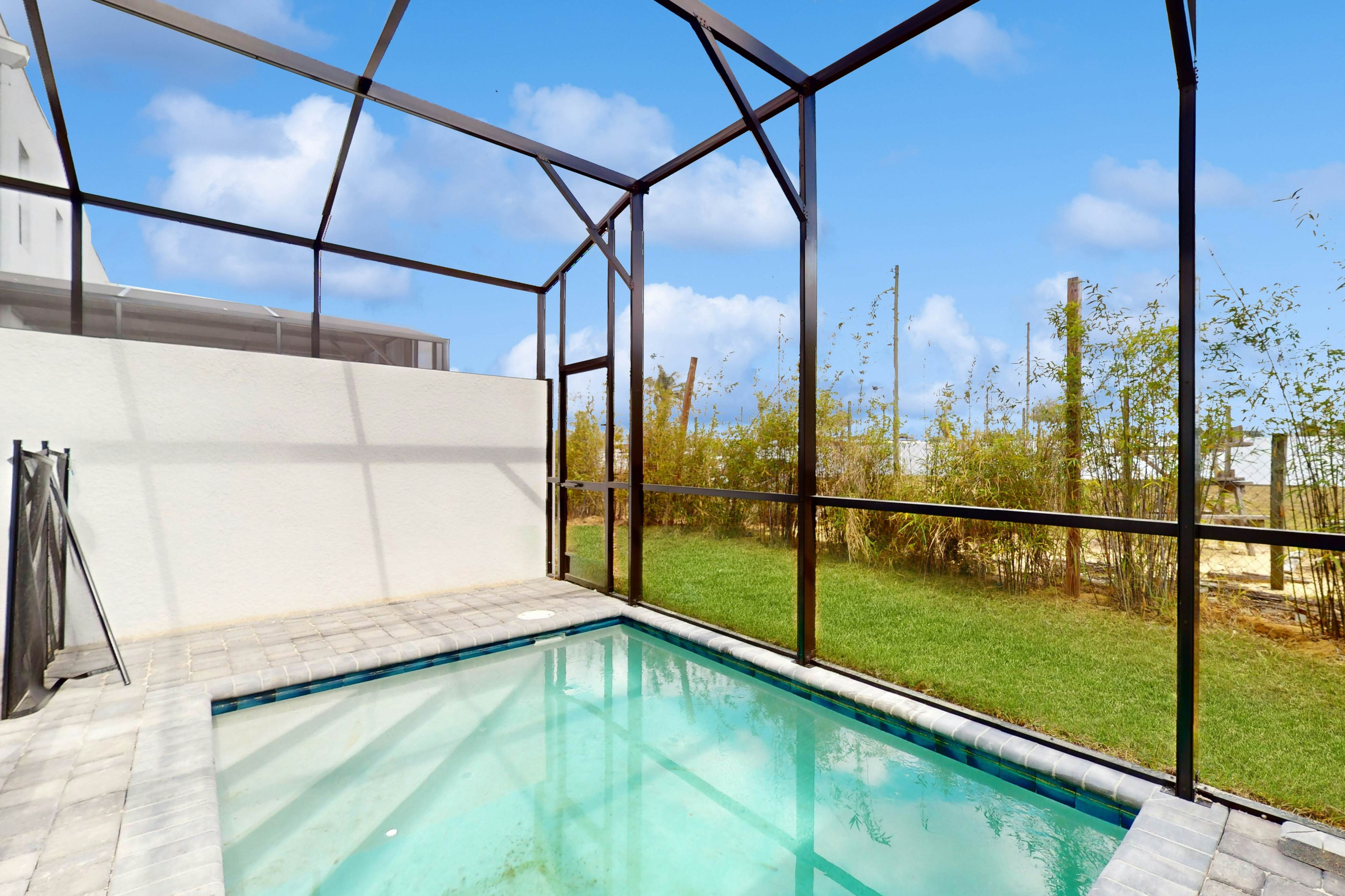 AZU105-360-5-P - Azur Epic Escape