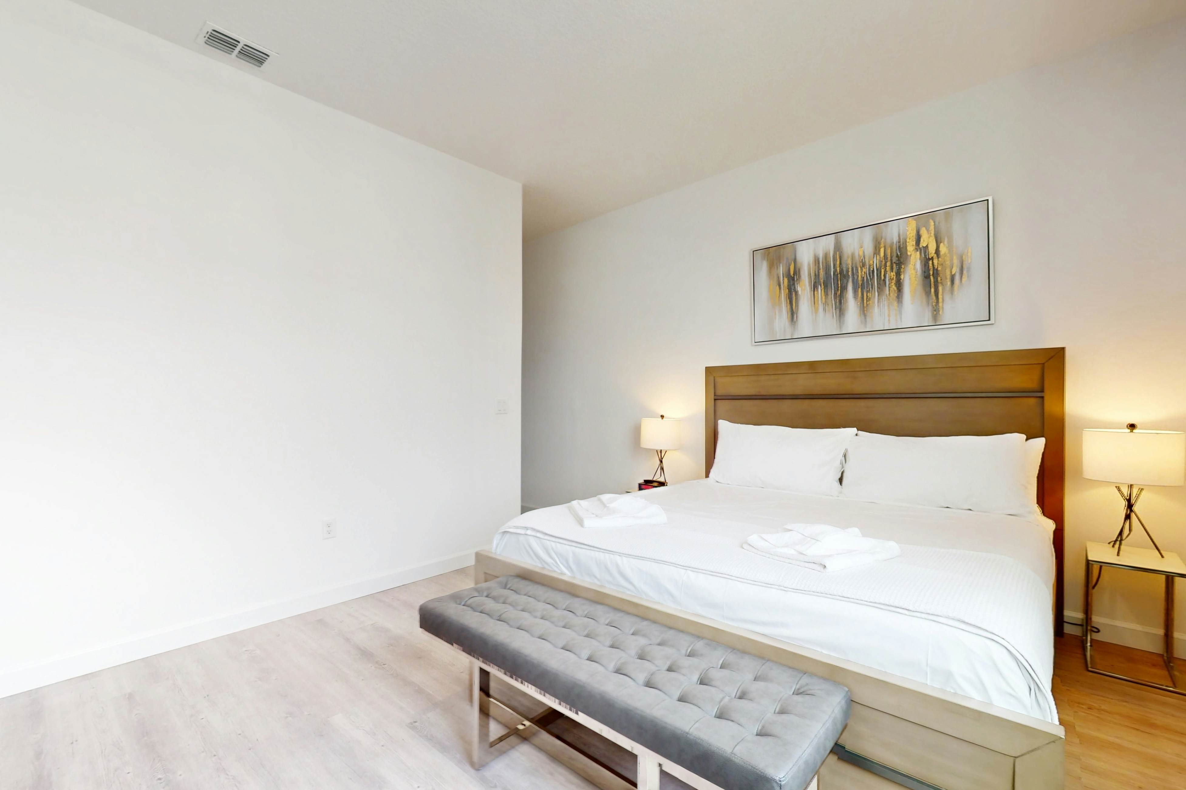 AZU105-360-5-P - Azur Epic Escape