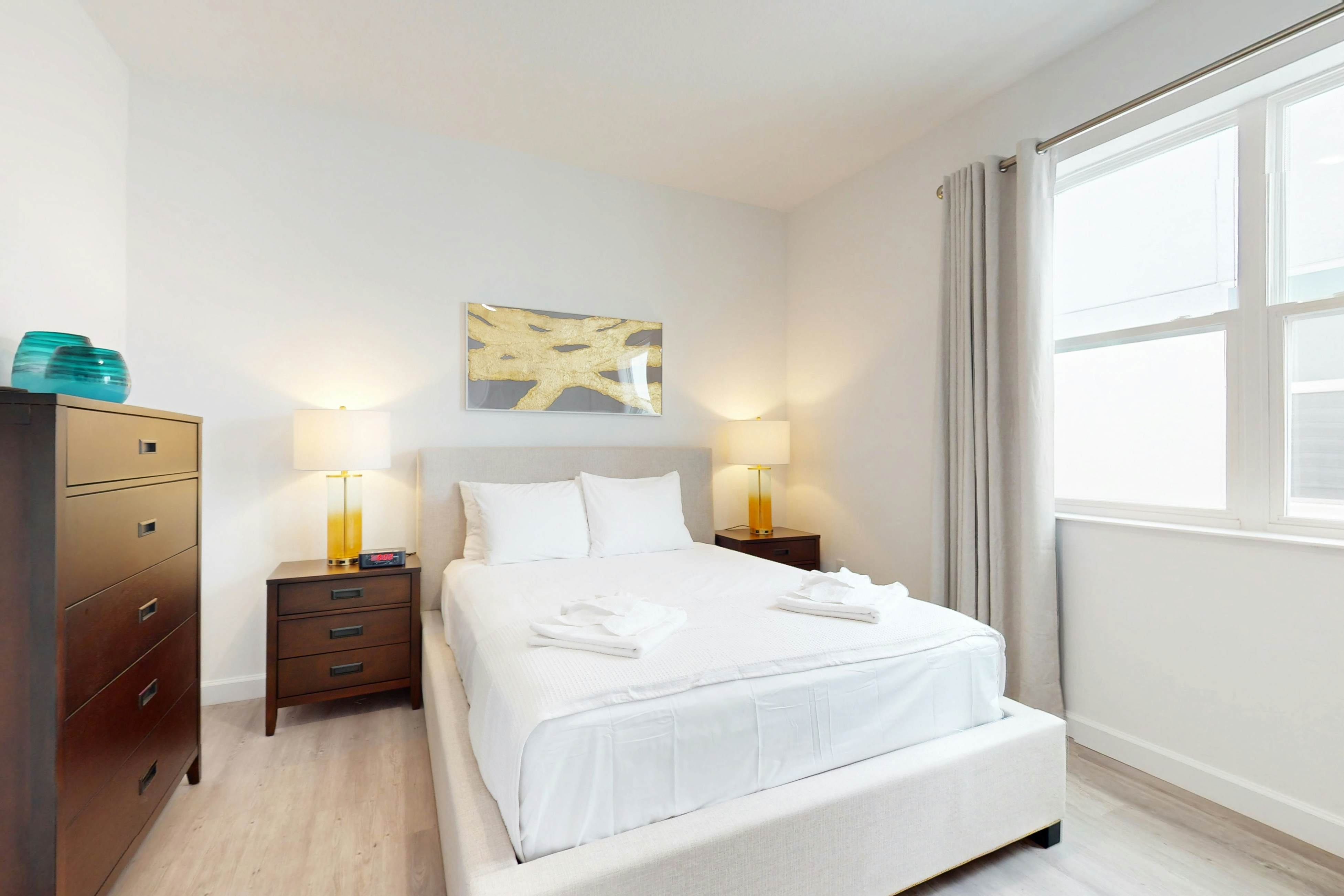 AZU105-360-5-P - Azur Epic Escape