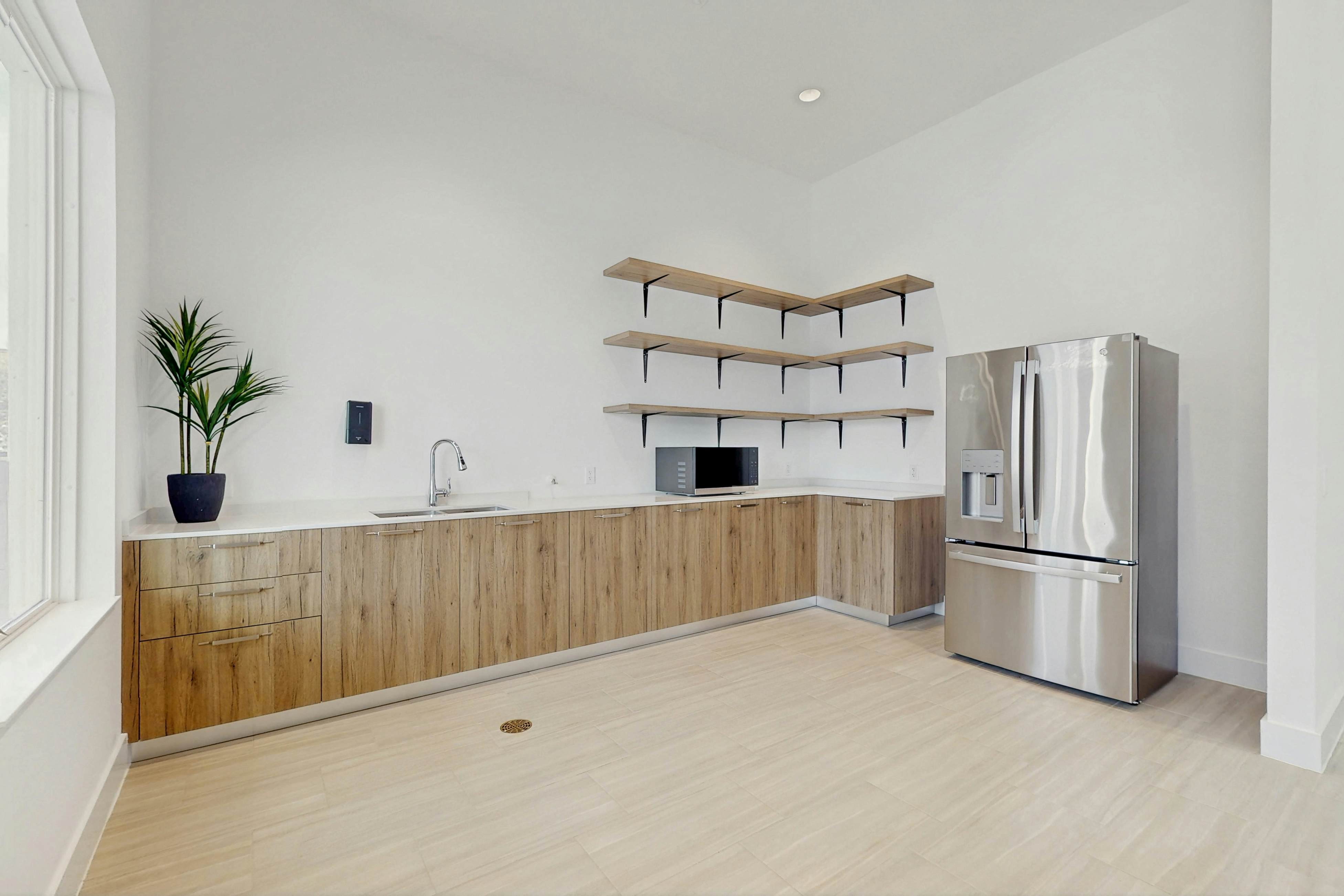 AZU105-360-5-P - Azur Epic Escape