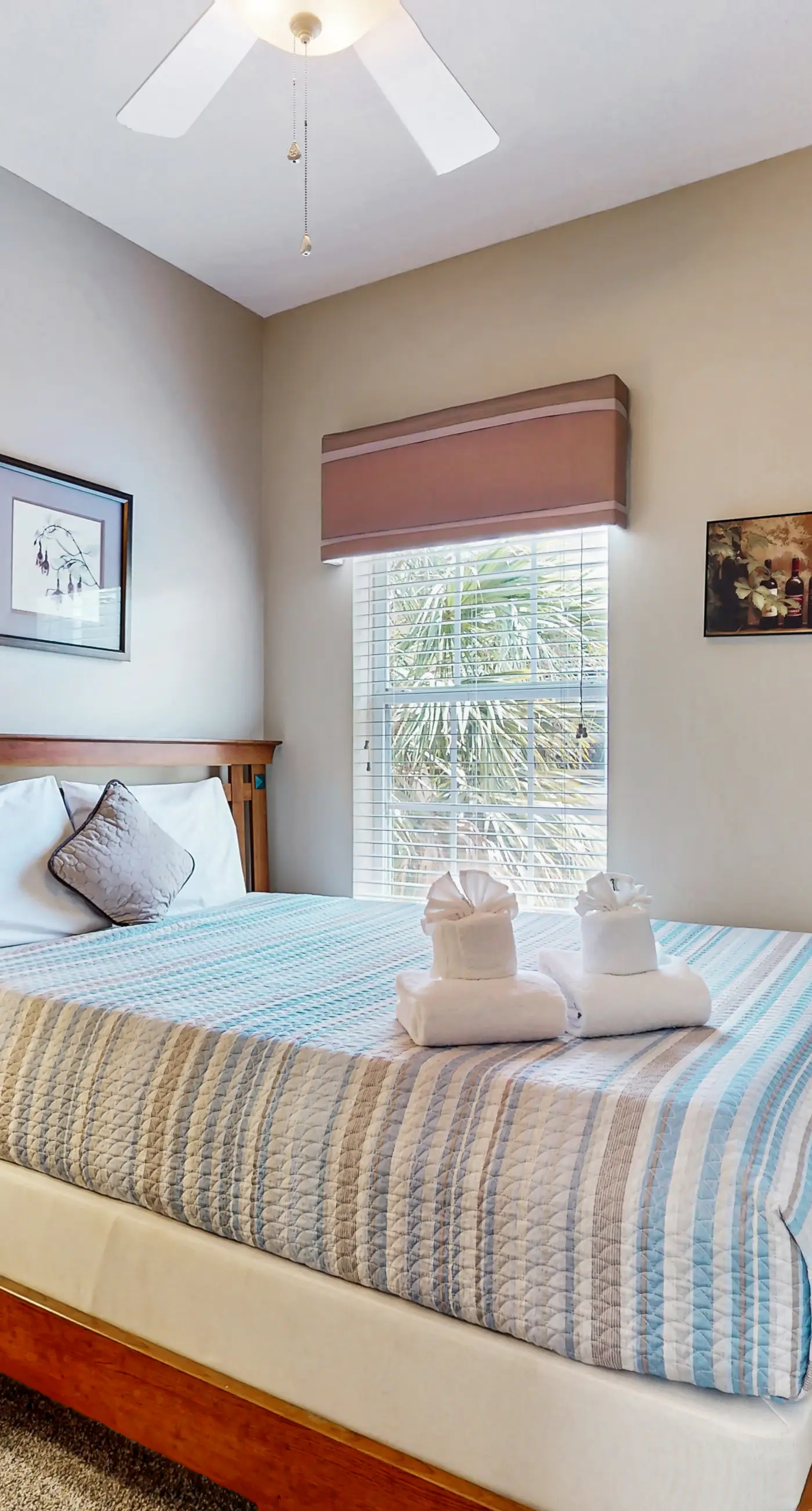 OAK103-2825-3 - Lakefront Resort Condo with Shared Hot Tub and Pool, 2 miles from Disney
