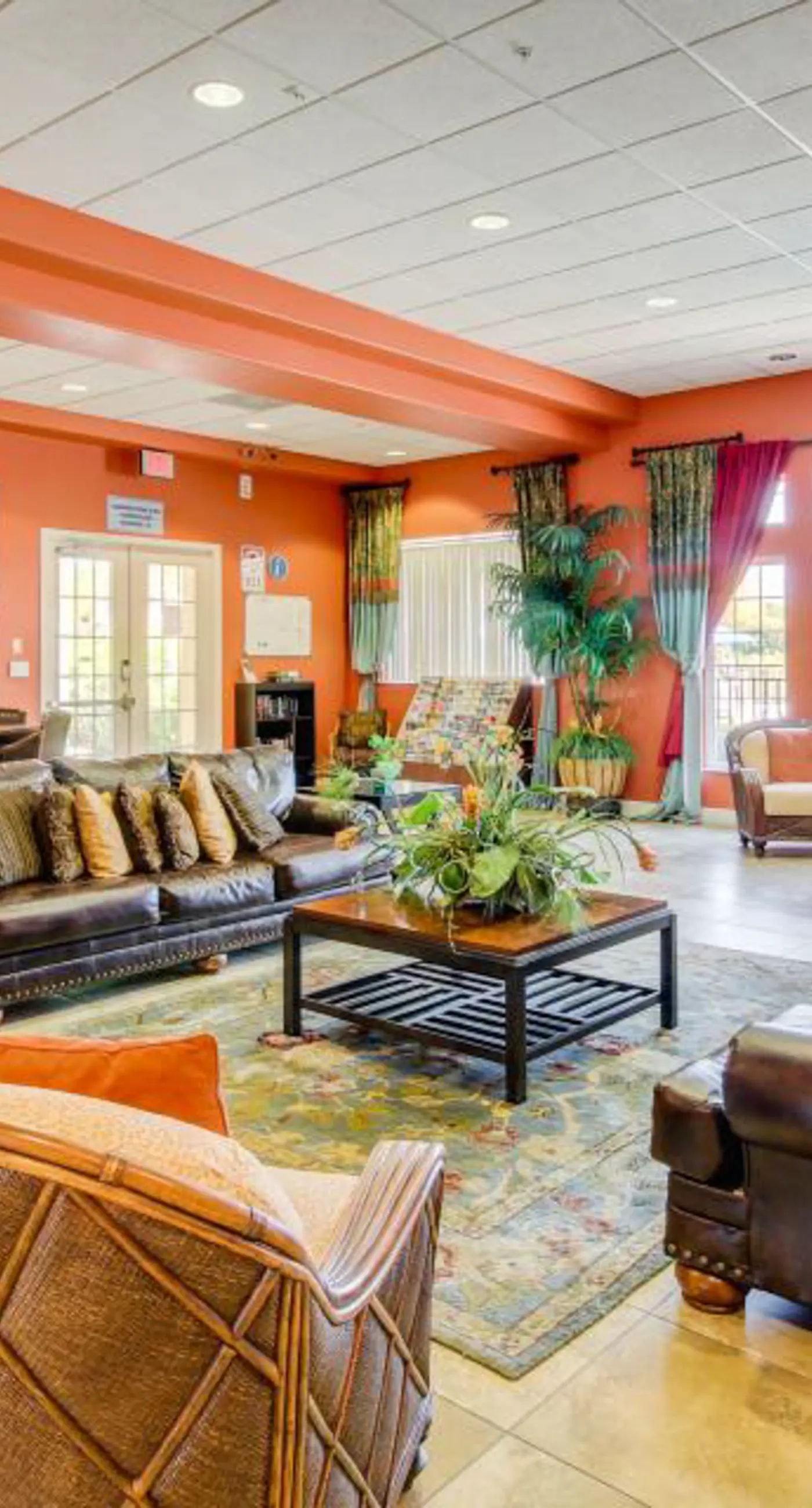 OAK103-2825-3 - Lakefront Resort Condo with Shared Hot Tub and Pool, 2 miles from Disney