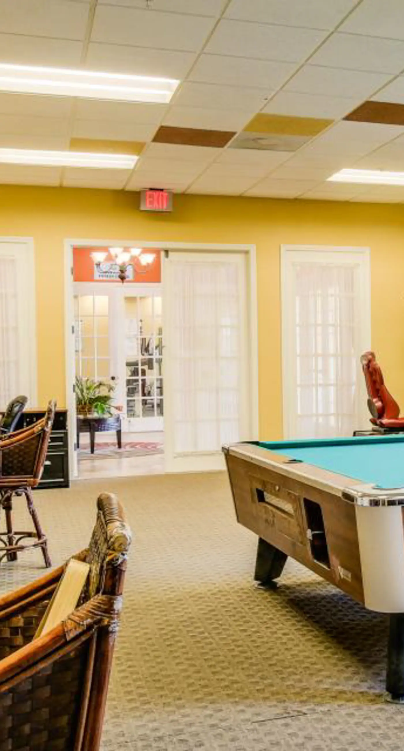 OAK103-2825-3 - Lakefront Resort Condo with Shared Hot Tub and Pool, 2 miles from Disney
