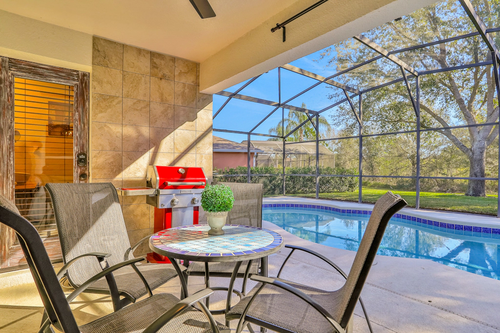 FCA106-17506-3-GP - Warm Welcomes on Woodcrest