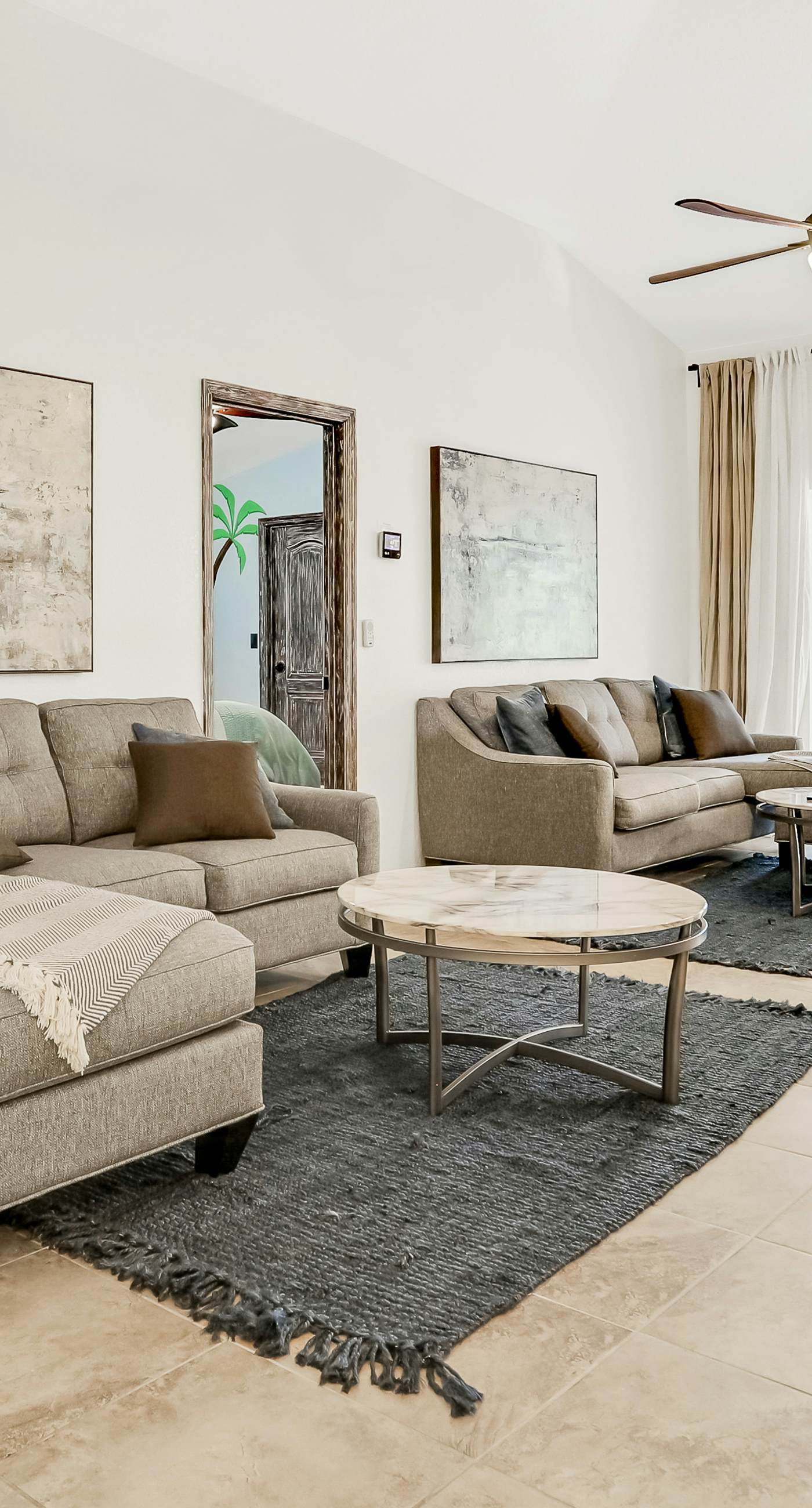 FCA106-17506-3-GP - Warm Welcomes on Woodcrest