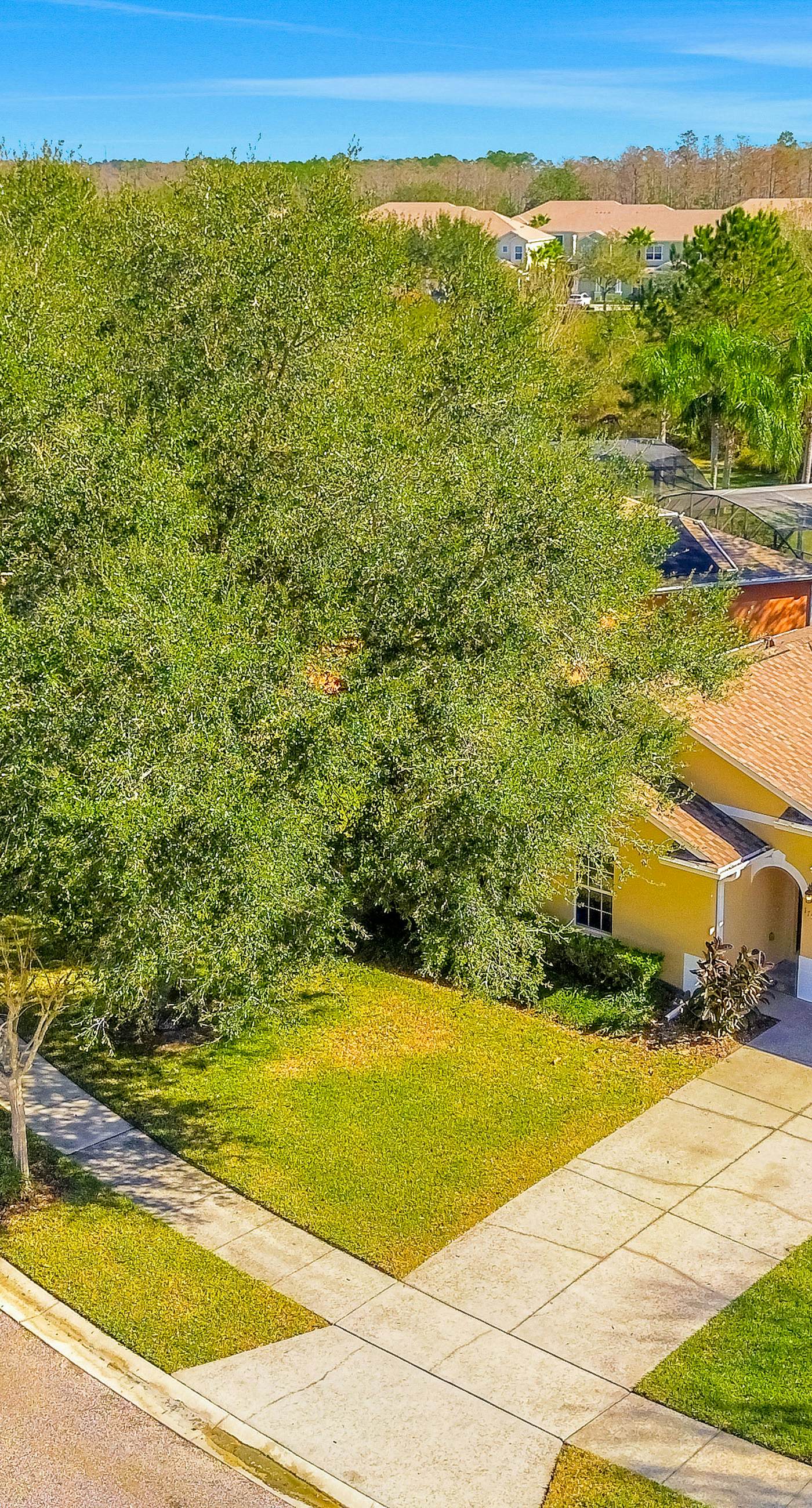 FCA106-17506-3-GP - Warm Welcomes on Woodcrest