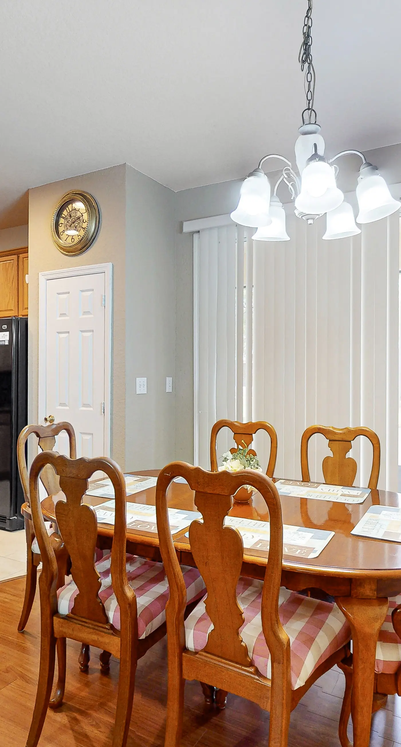 TVR103-4979-4 - Meaningful Moments Hideaway