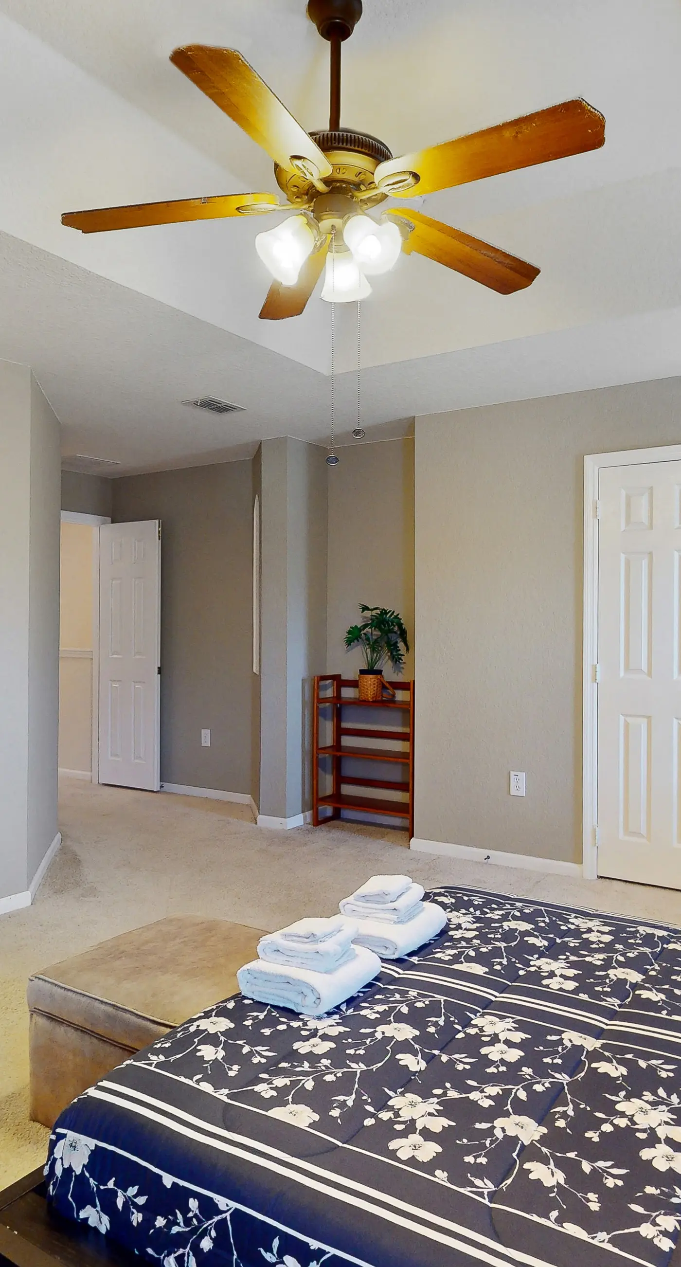 TVR103-4979-4 - Meaningful Moments Hideaway