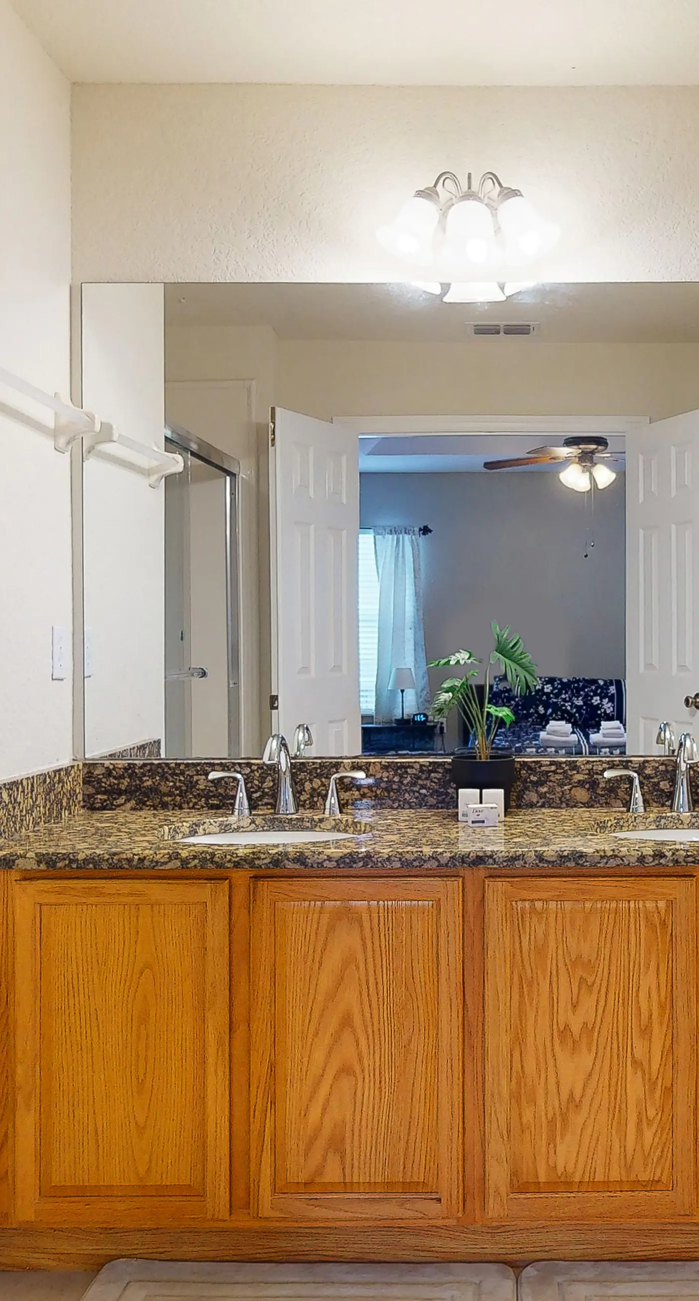 TVR103-4979-4 - Meaningful Moments Hideaway