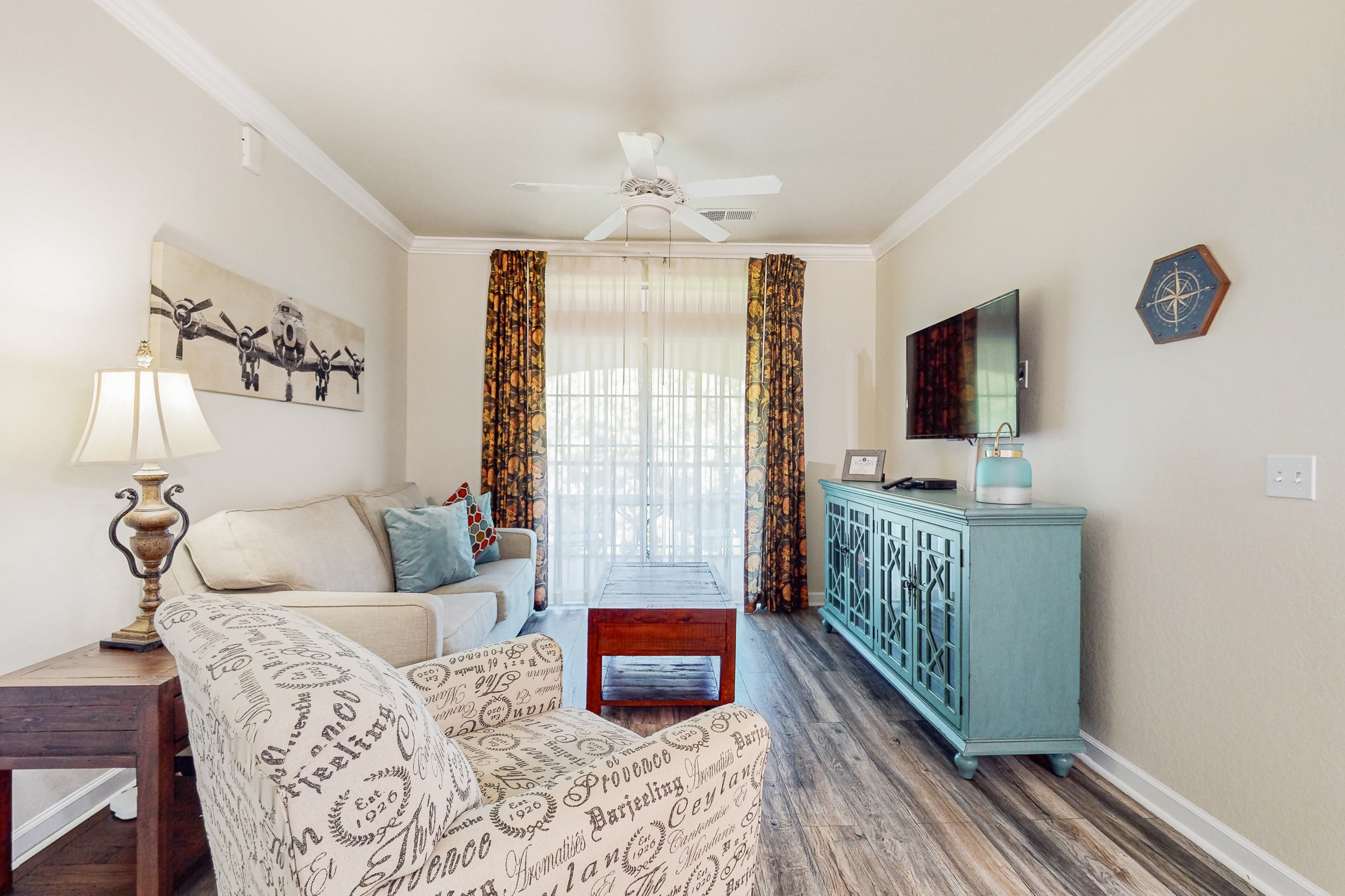 TUS110-1301-9406-2 - Sea Glass Escape