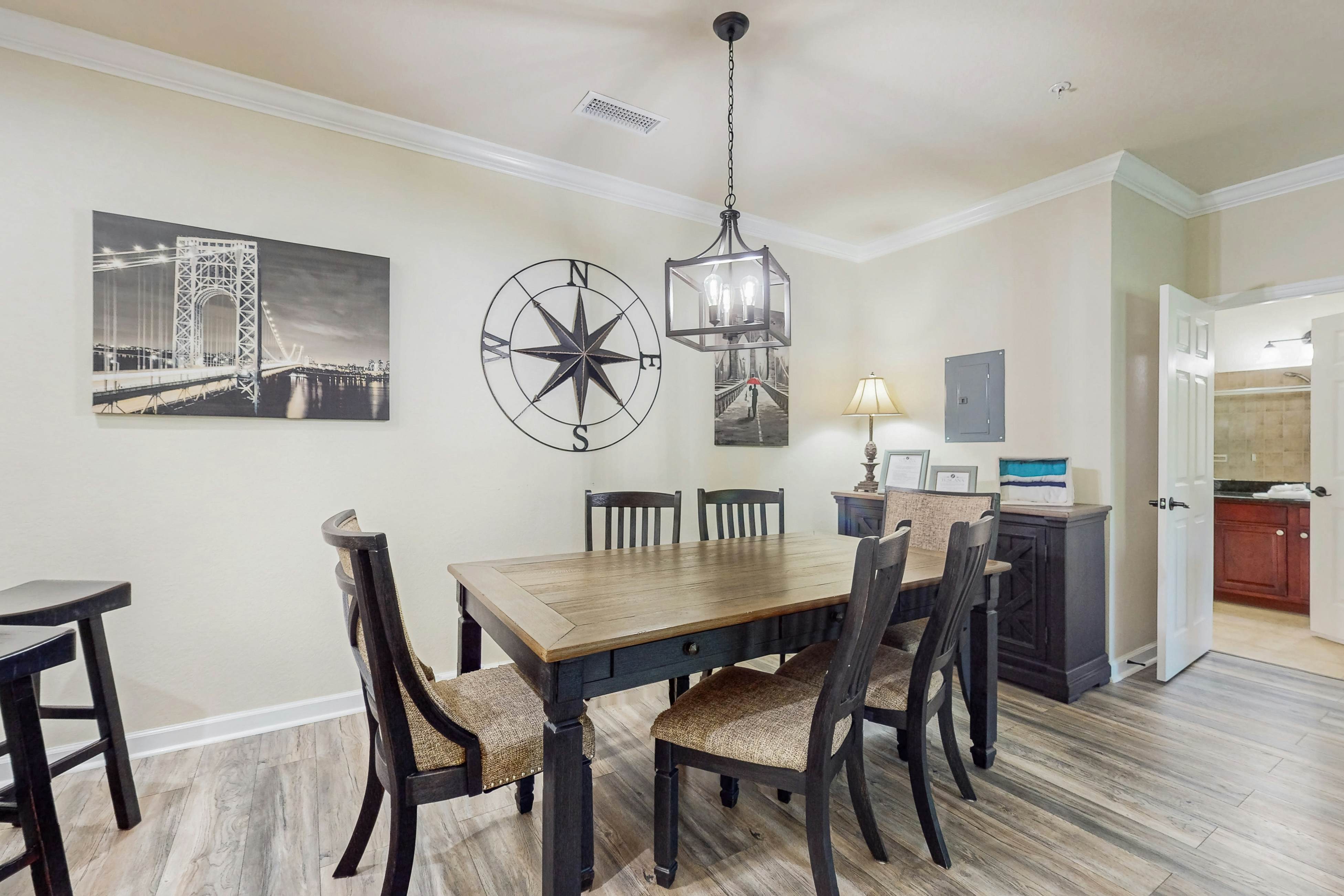 TUS110-1301-9406-2-Sea Glass Escape