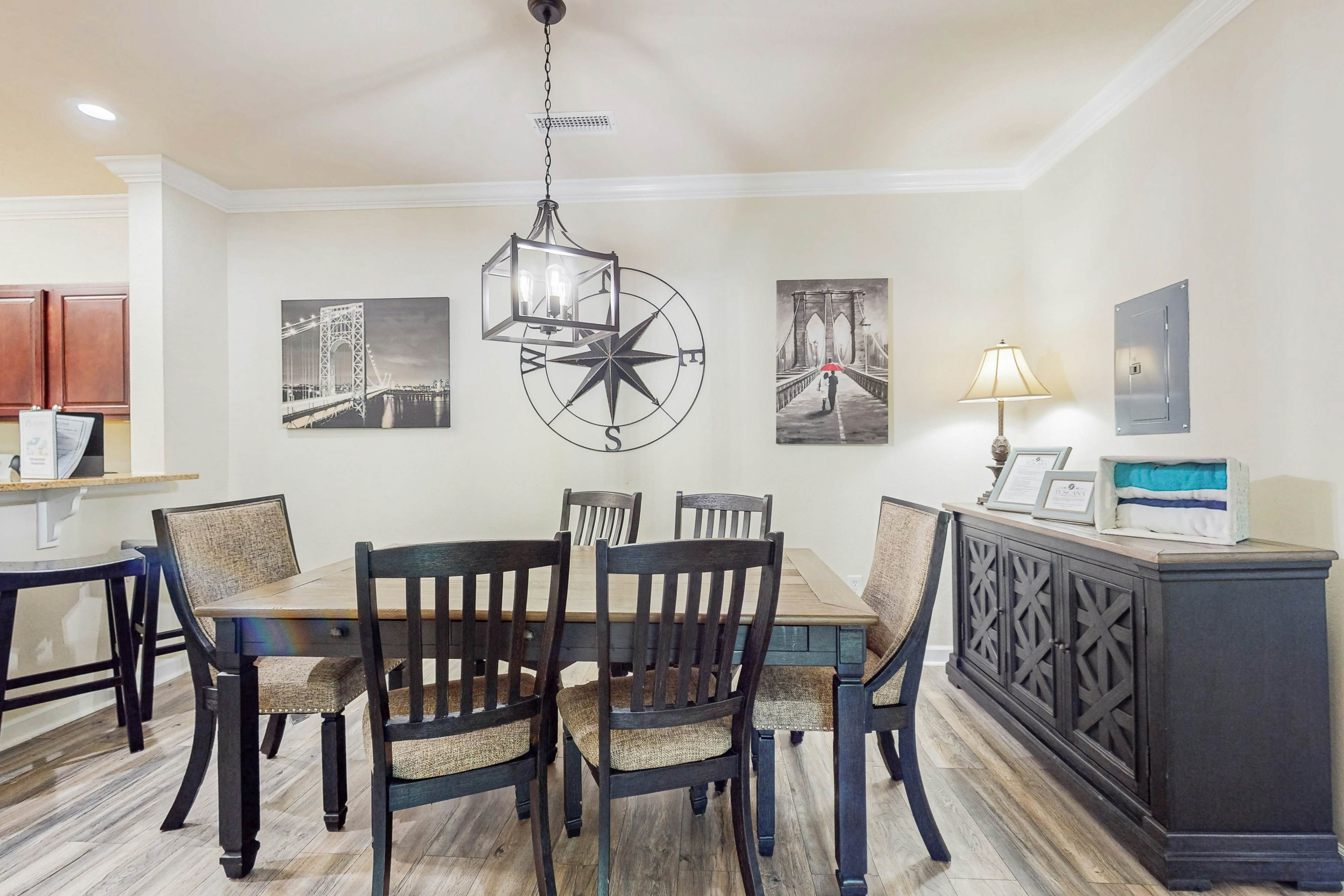 TUS110-1301-9406-2-Sea Glass Escape