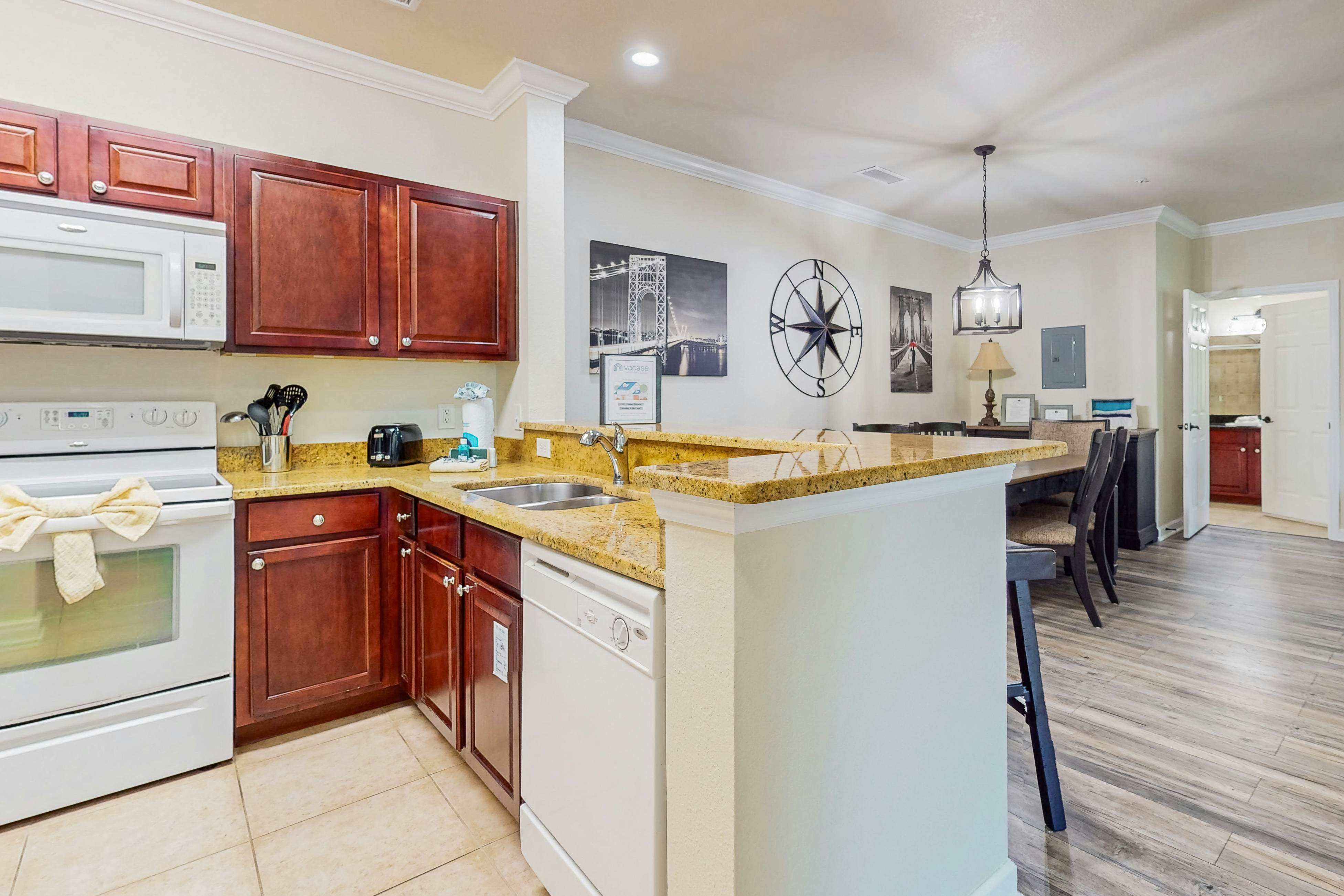 TUS110-1301-9406-2-Sea Glass Escape