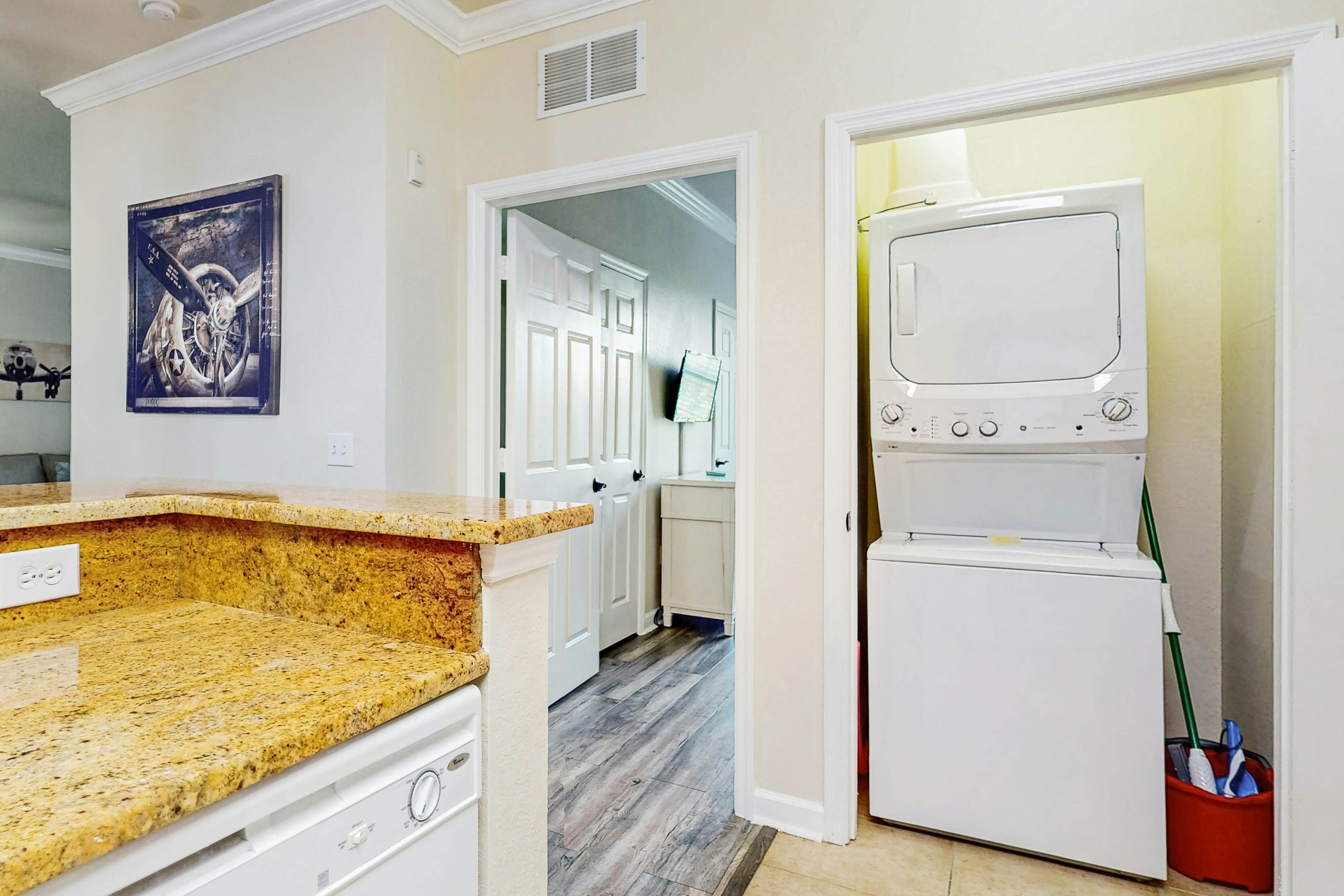 TUS110-1301-9406-2-Sea Glass Escape