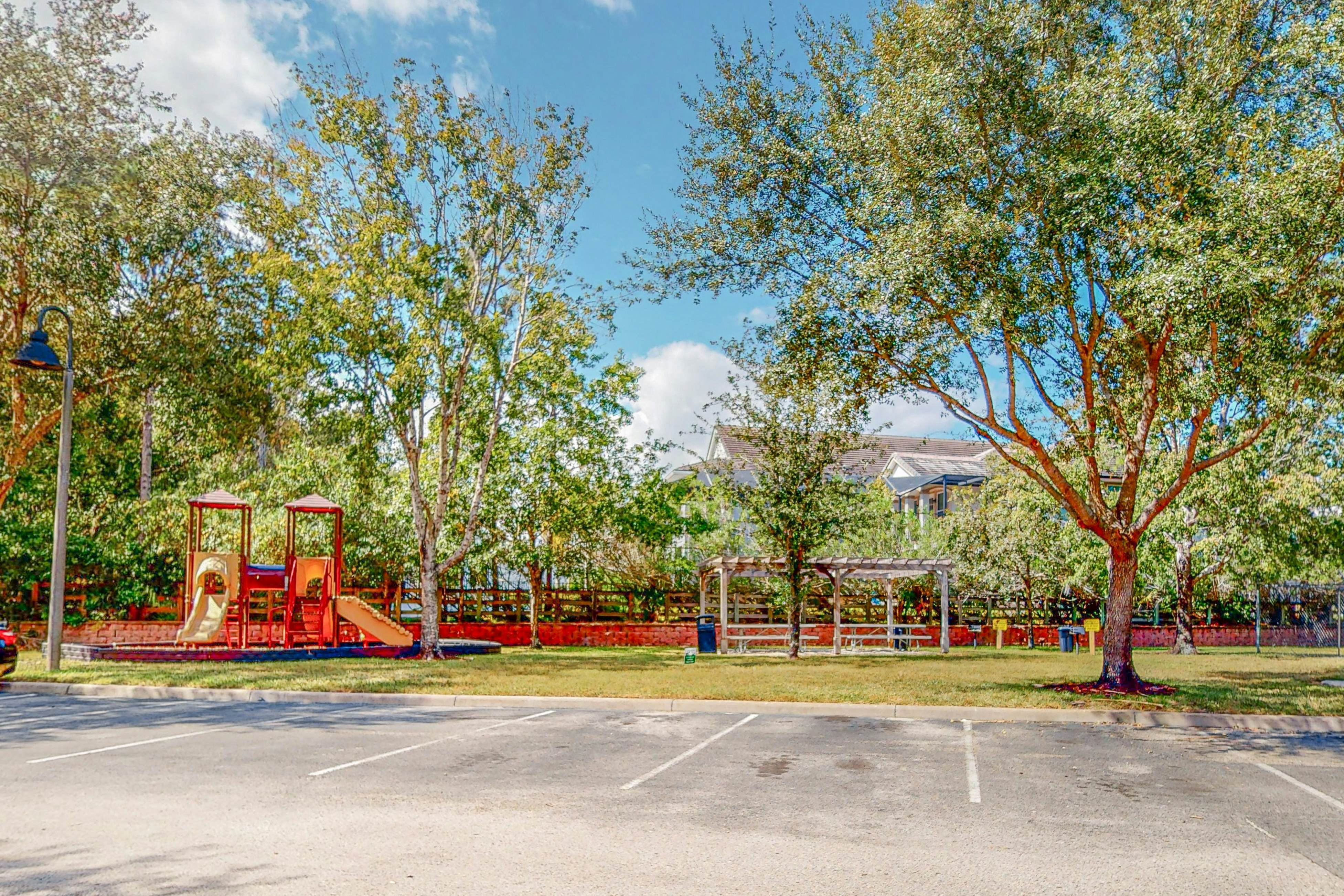 TUS110-1301-9406-2-Sea Glass Escape