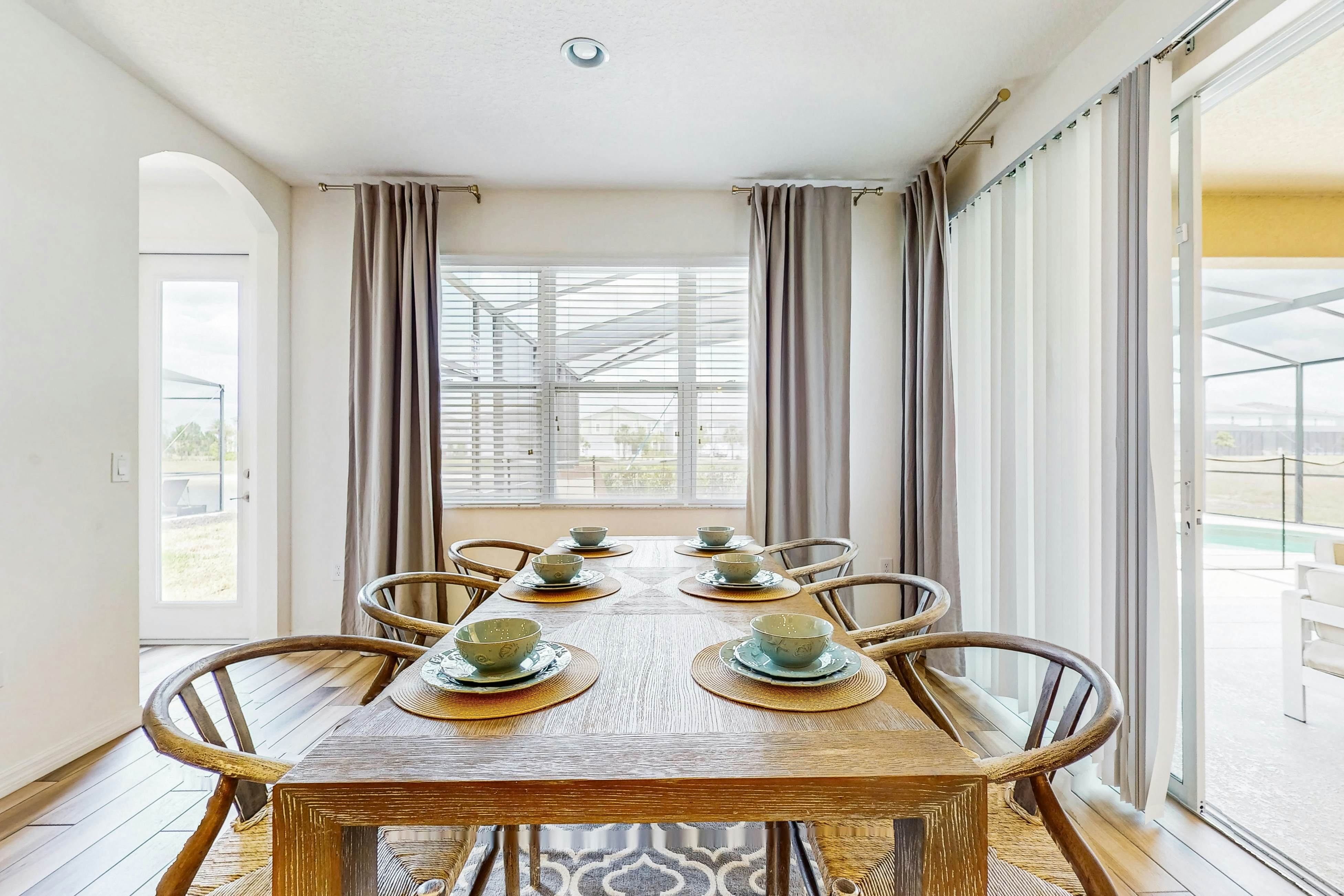 SOL110-6136-5-GP-Lakeside Living