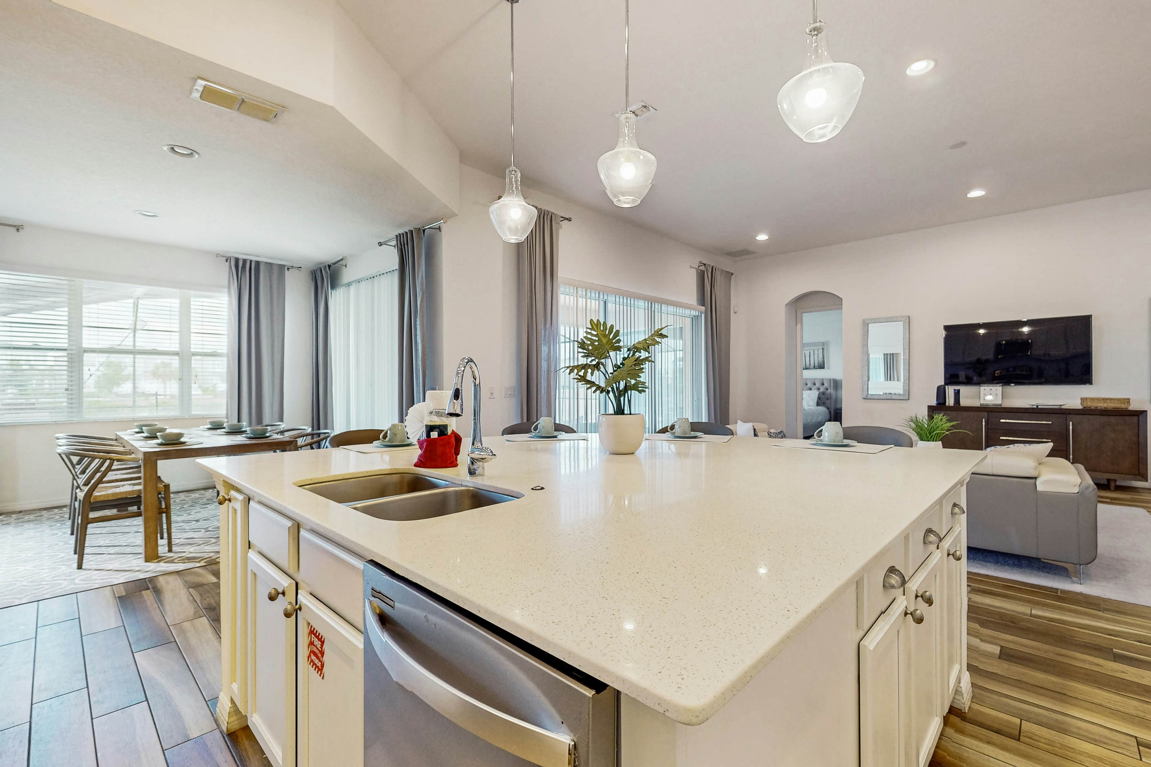 SOL110-6136-5-GP-Lakeside Living