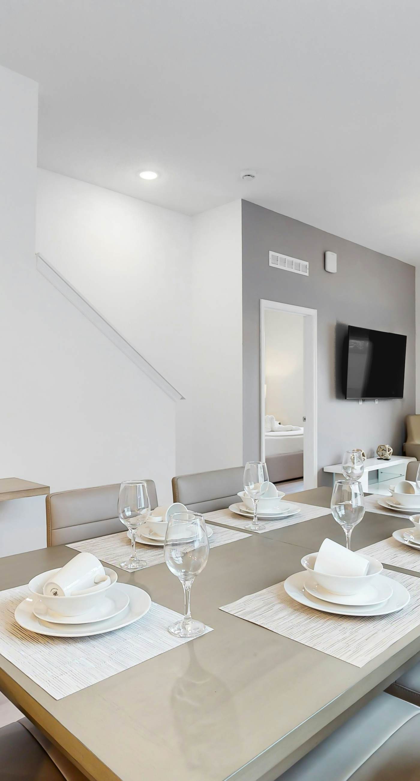 AZU119-332-5-P-Azur Resort  332