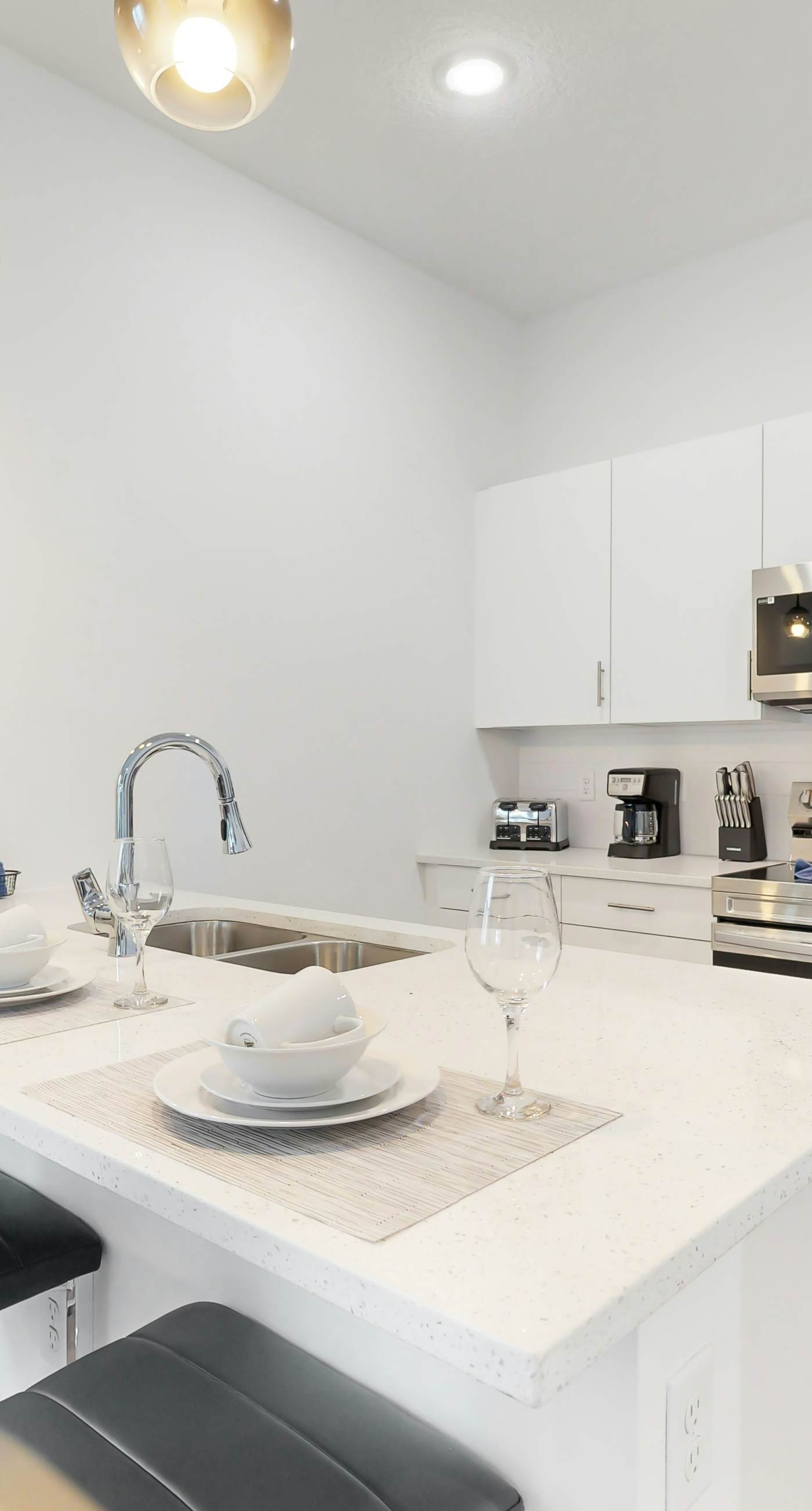 AZU119-332-5-P-Azur Resort  332