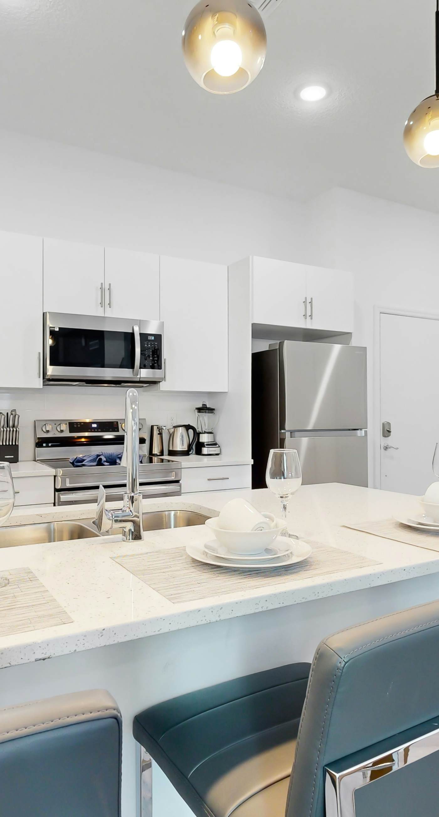 AZU119-332-5-P-Azur Resort  332