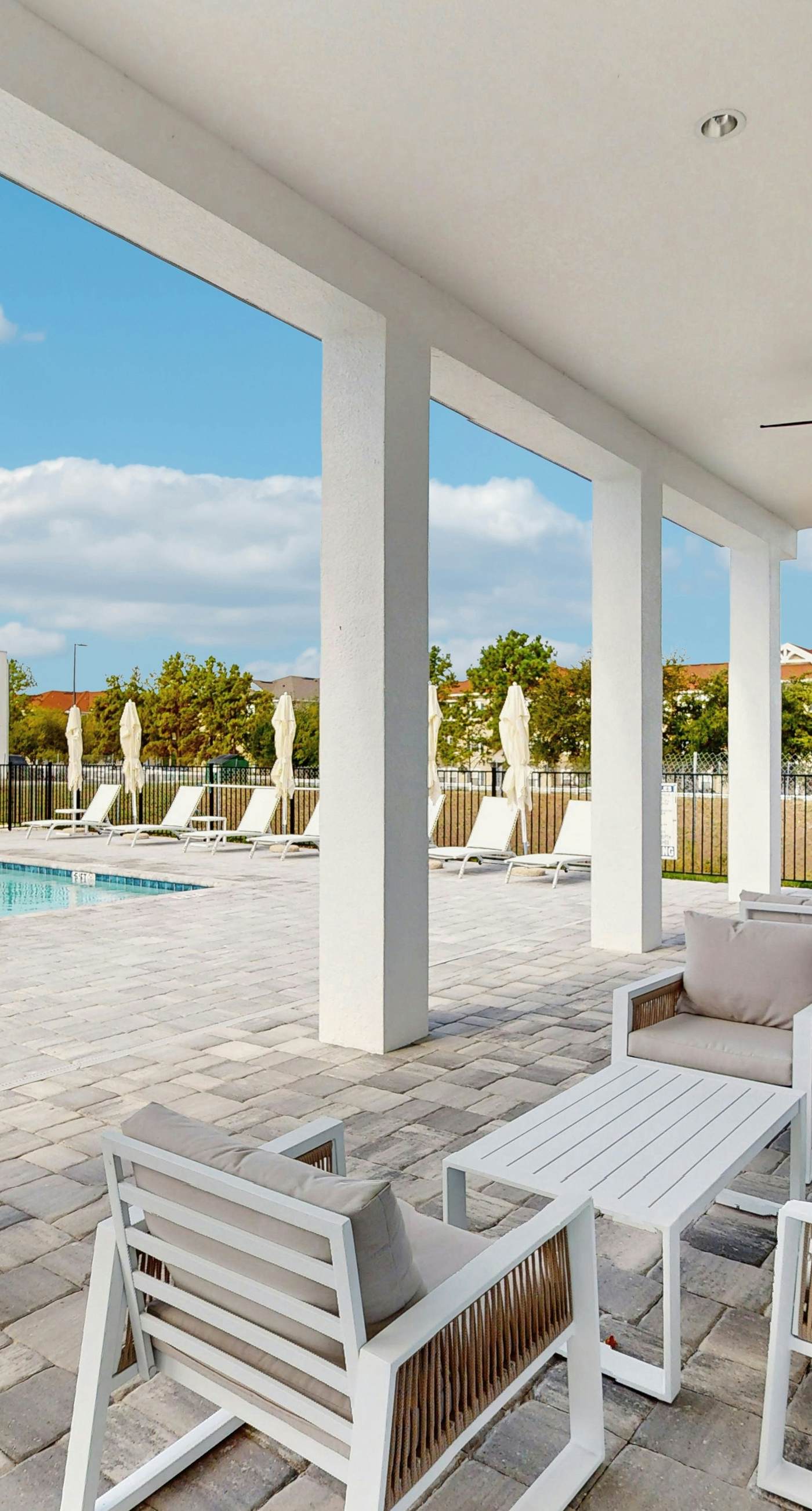 AZU119-332-5-P-Azur Resort  332